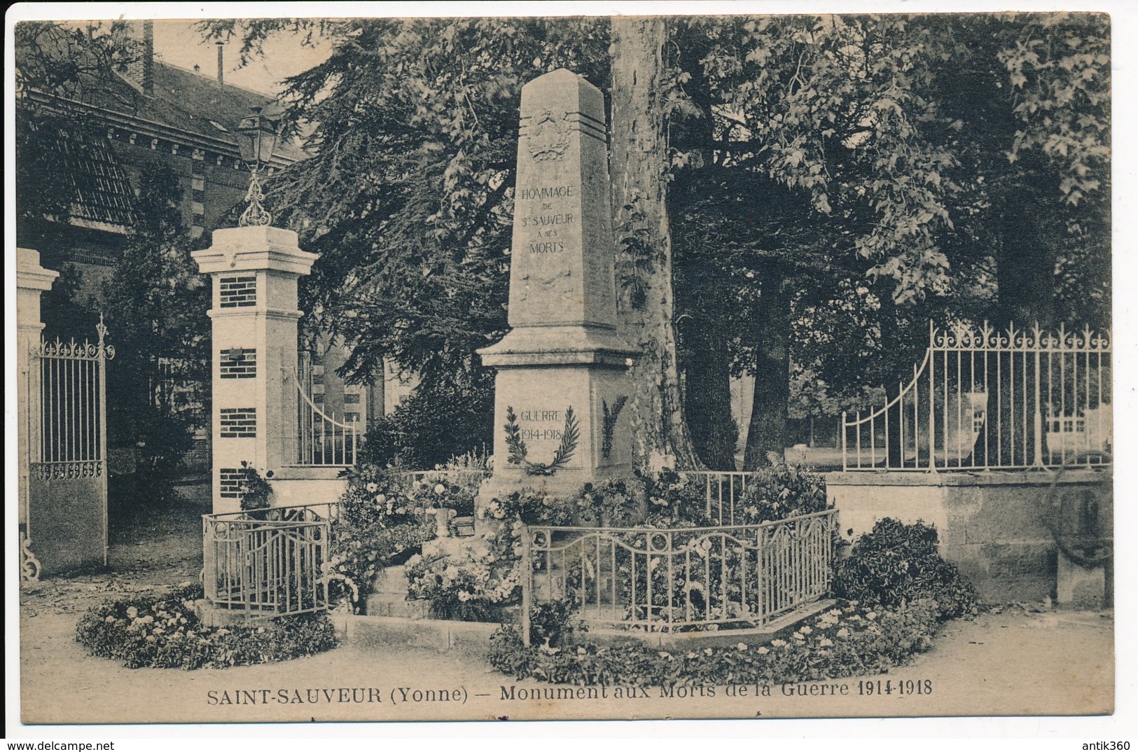 CPA 89 SAINT SAUVEUR EN PUISAYE Monument Aux Morts Guerre 1914 1918 - Saint Sauveur En Puisaye