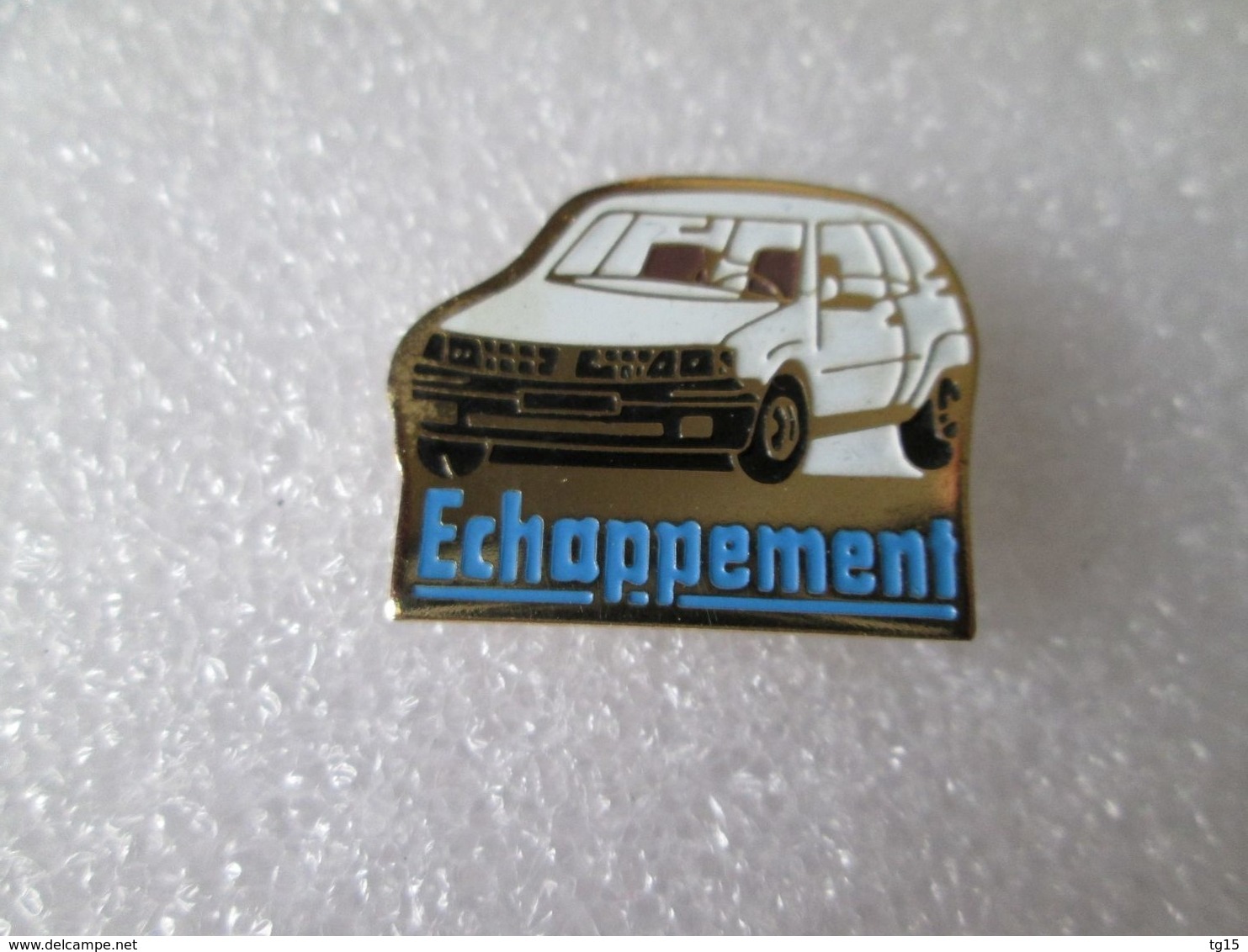 PIN'S   ECHAPPEMENT  205 GTI - Peugeot