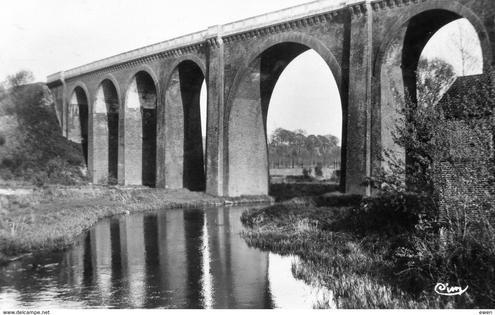 Touffreville-Criel. Le Viaduc. - Other & Unclassified