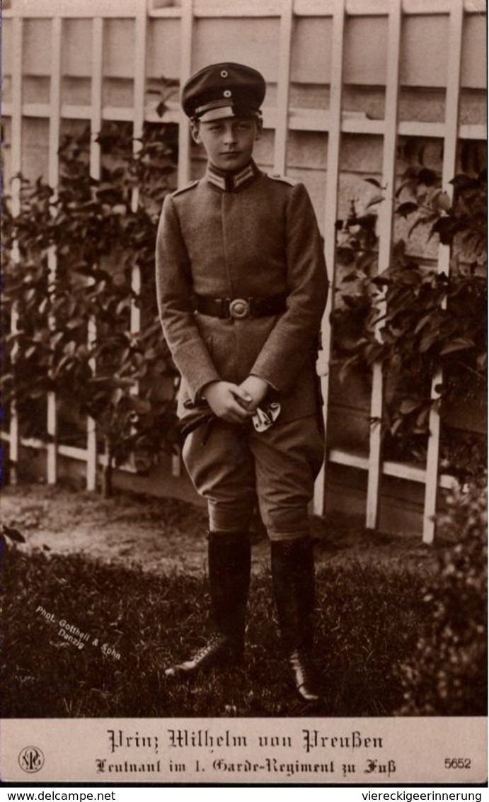 ! 1916 Alte Ansichtskarte,  Prinz Wilhelm Von Preußen, Leutnant Im 1. Garde Regiment Zu Fuß, NPG Photo, Adel, Royalty - Royal Families