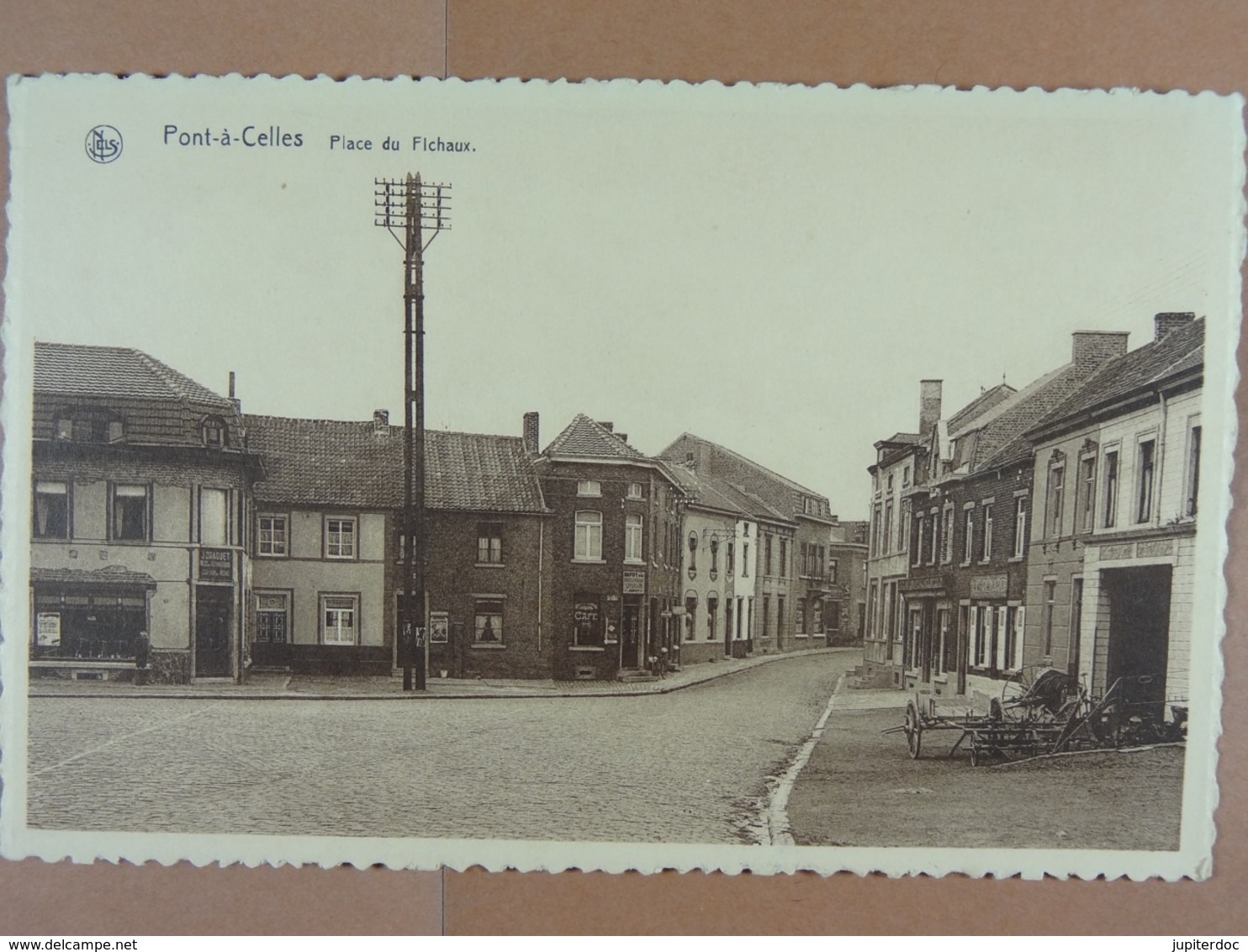 Pont-à-Celles Place Du Fichaux - Pont-a-Celles