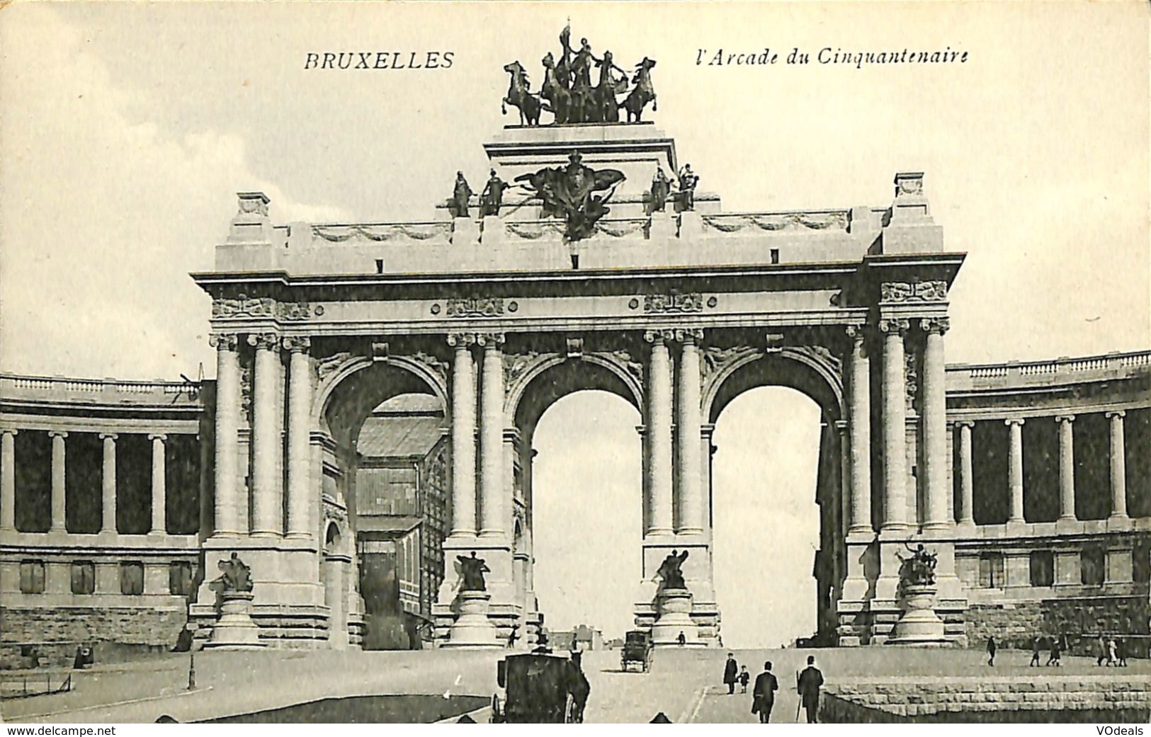 028 537 - CPA - Belgique - Brussels - Bruxelles - L'Arcade Du Cinquantenaire - Monumenti, Edifici