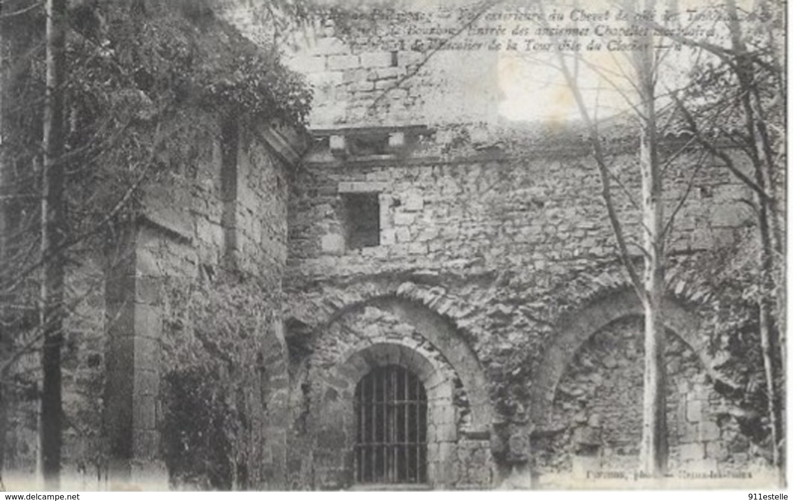 63  Eglise Bellaigue - Vue Extérieure Du  Chevet De Coté Des Tombeaux De Sire De Bourbon - Autres & Non Classés