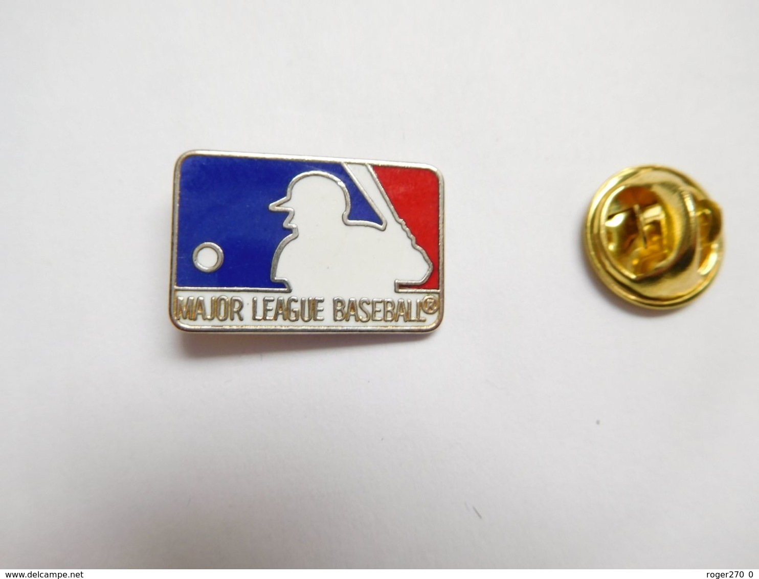 Beau Pin's En EGF , Major League Baseball , ATTENTION : Pin's Décoloré - Honkbal