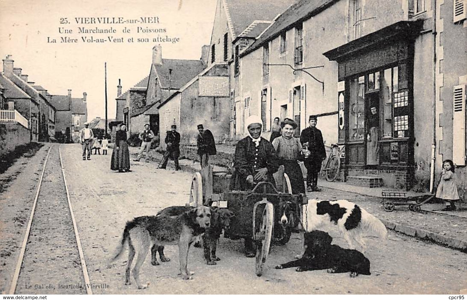 14 - N°110863 - Vierville-sur-Mer - Une Marchande De Poissons - La Mère Vol-au-Vent Et Son Attelage De Chiens- Top Carte - Sonstige & Ohne Zuordnung