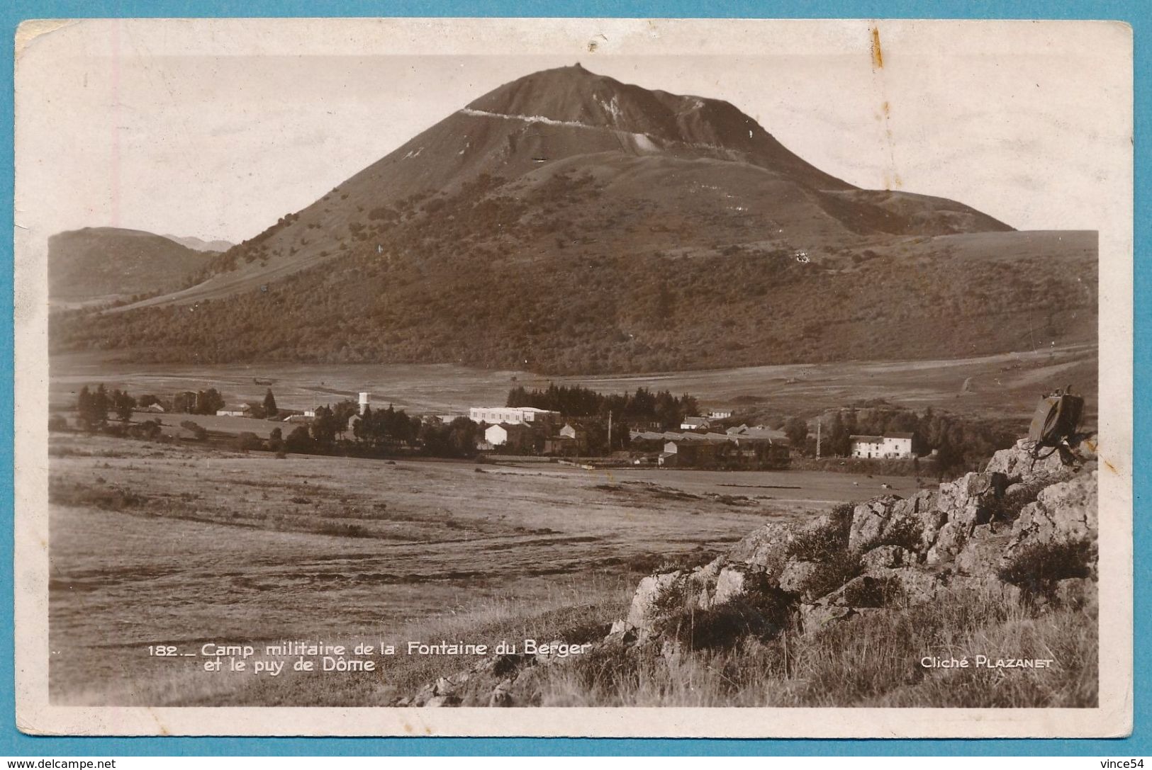 Camp Militaire De La Fontaine Du Berger Et Le Puy De Dôme - Circulé 1949 - Plénée-Jugon