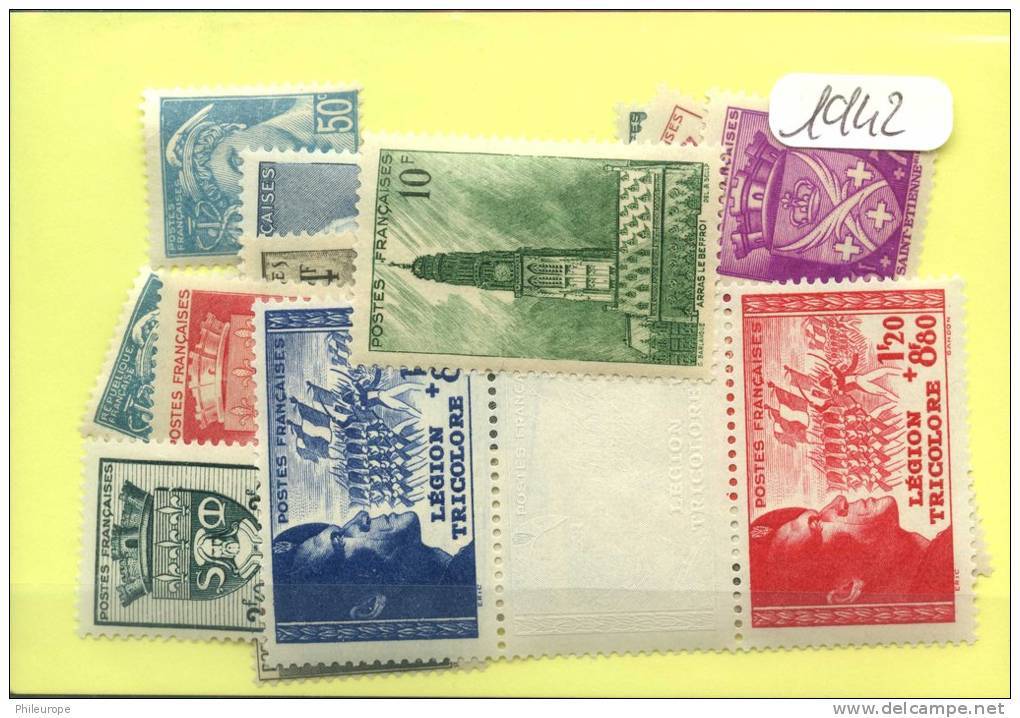 France  Années Completes Neuves ** Luxe 1942 (30 Timbres) - 1940-1949