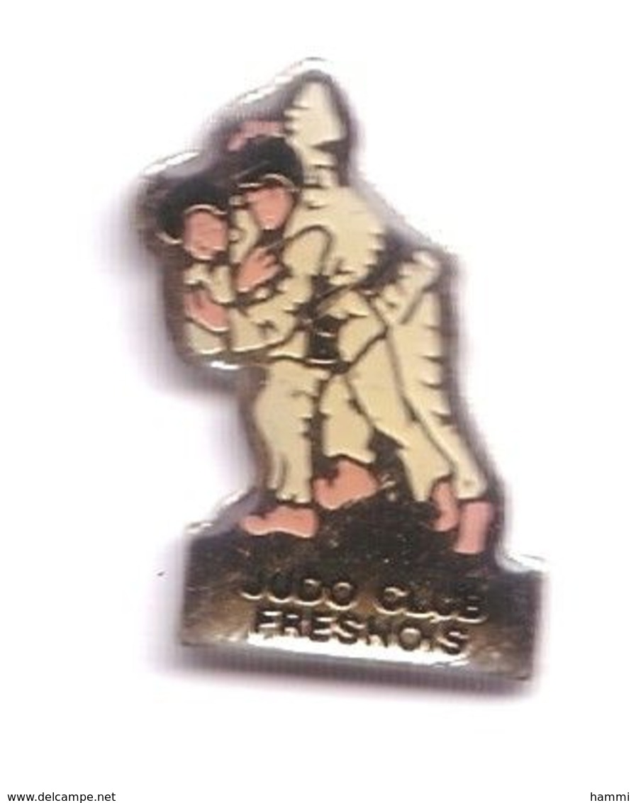 C199 Pin's Judo Club FRESNOIS Fresnois-la-Montagne Meurthe-et-Moselle Achat Immédiat - Judo