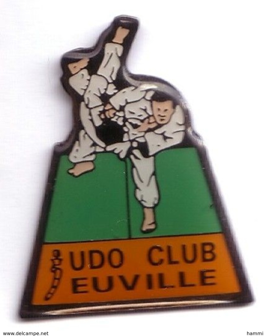 C168 Pin's Judo Club Euville Meuse Achat Immédiat - Judo