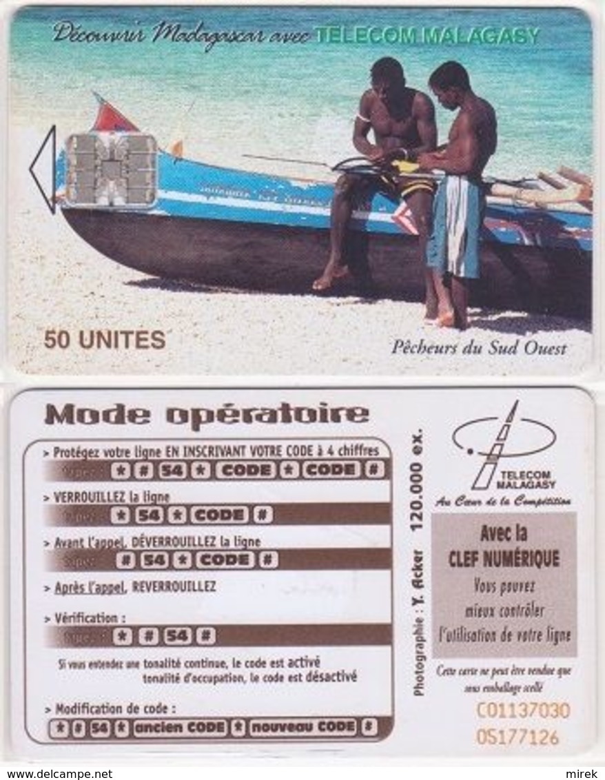 135/ Madagascar; P35. Fishermen - Madagaskar