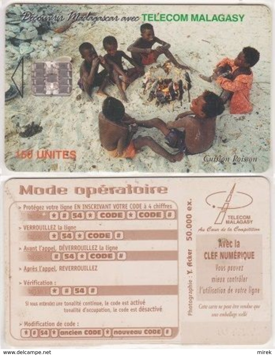 136/ Madagascar; P?. Cooking Children, Issue 50.000 Ex. - Madagaskar