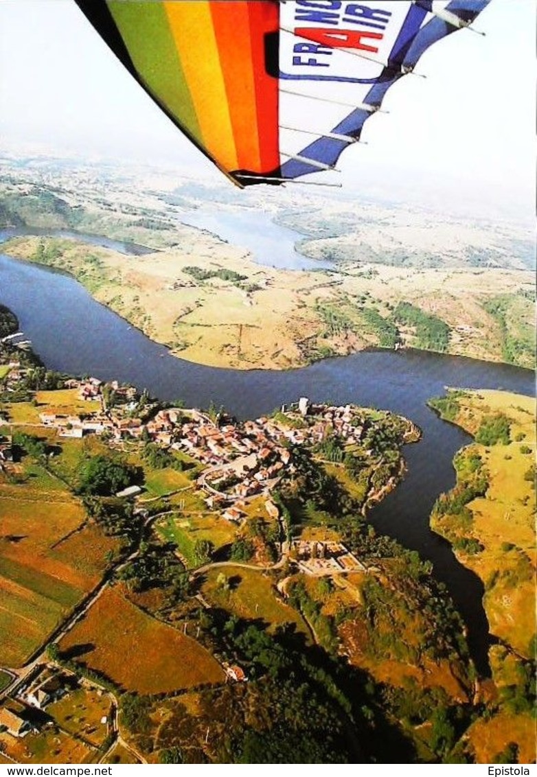 1980s ULM ( Ultralight Aviation - Motorluchtvaartuig ) à SAINT ST  JEAN SAINT MAURICE Sur LOIRE (42) - Parachutespringen