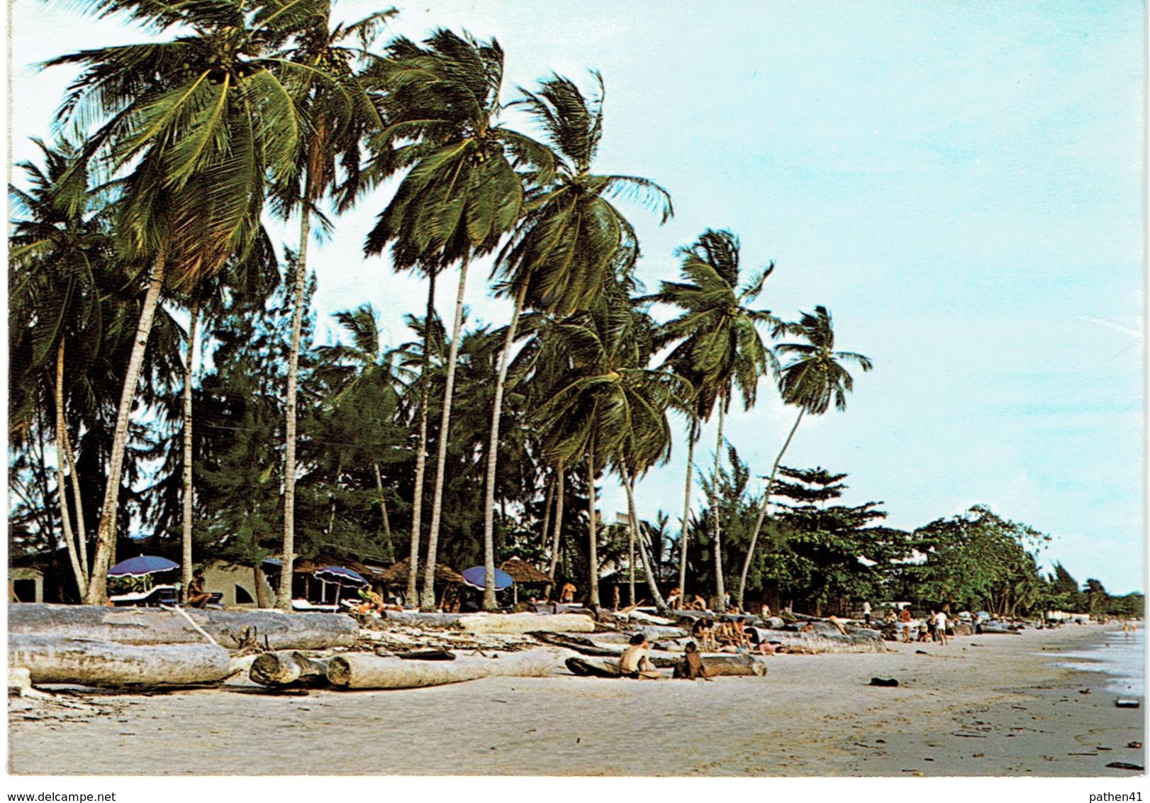 CPM GABON G1 ESTUAIRE LIBREVILLE - La Plage Du Tropicana - 1976 - Gabon