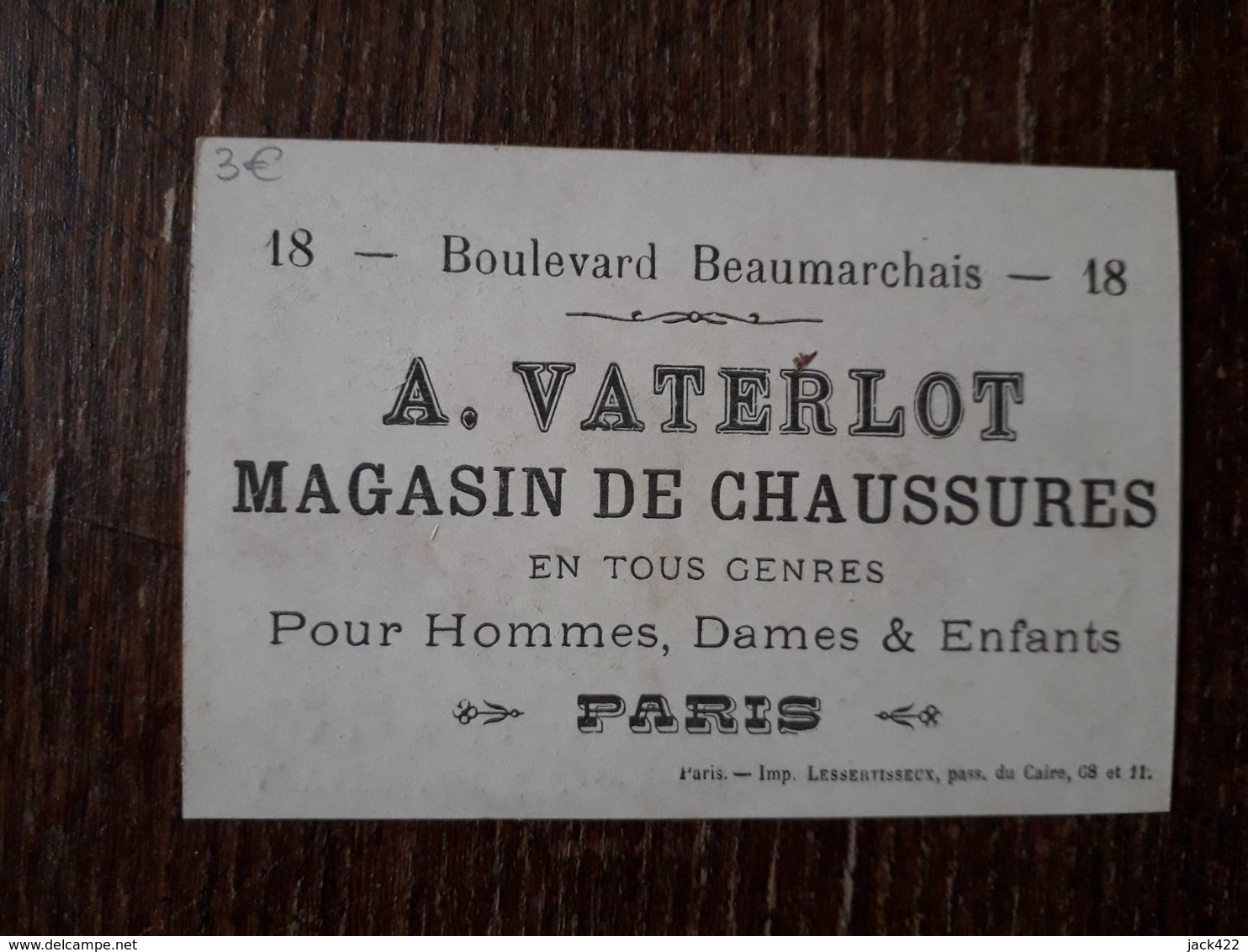 L25/265 CHROMO. Magasin De Chaussures. A.Vaterlot. Paris. Vendangeuse Avec Jupe En Forme De Bouteille De Bordeaux - Sonstige & Ohne Zuordnung