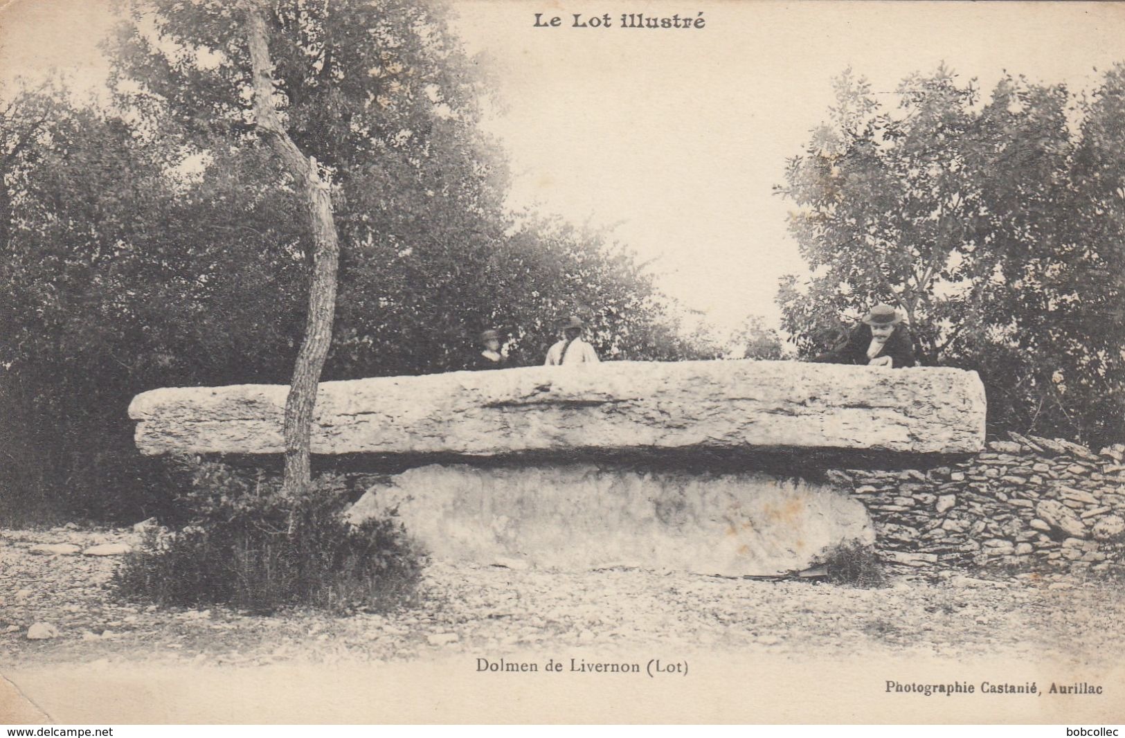 LIVERNON (Lot): Dolmen De Livernon - Livernon