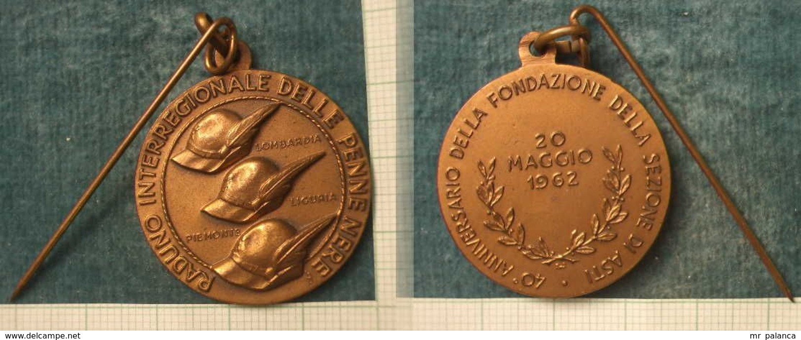 M_p> Medaglia ALPINI - 40° ANNIVERSARIO DELLA FONDAZIONE DELLA SEZIONE DI ASTI - 20 MAGGIO 1962 - Royal/Of Nobility