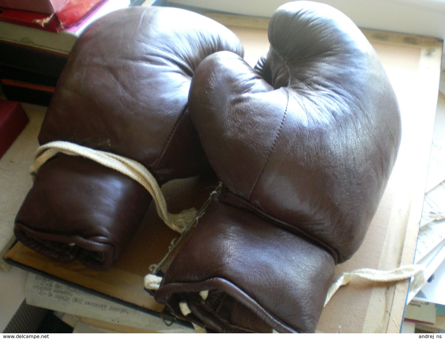 Old Boxing Gloves, Excellent Condition - Autres & Non Classés