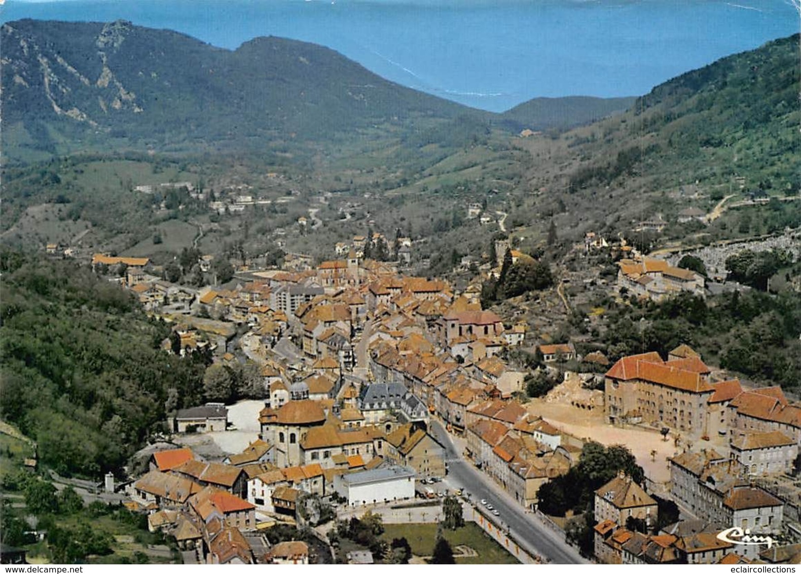 Salins Les Bains         39        Vue Aérienne 10x15    -  1982 -      ( Voir Scan) - Sonstige & Ohne Zuordnung