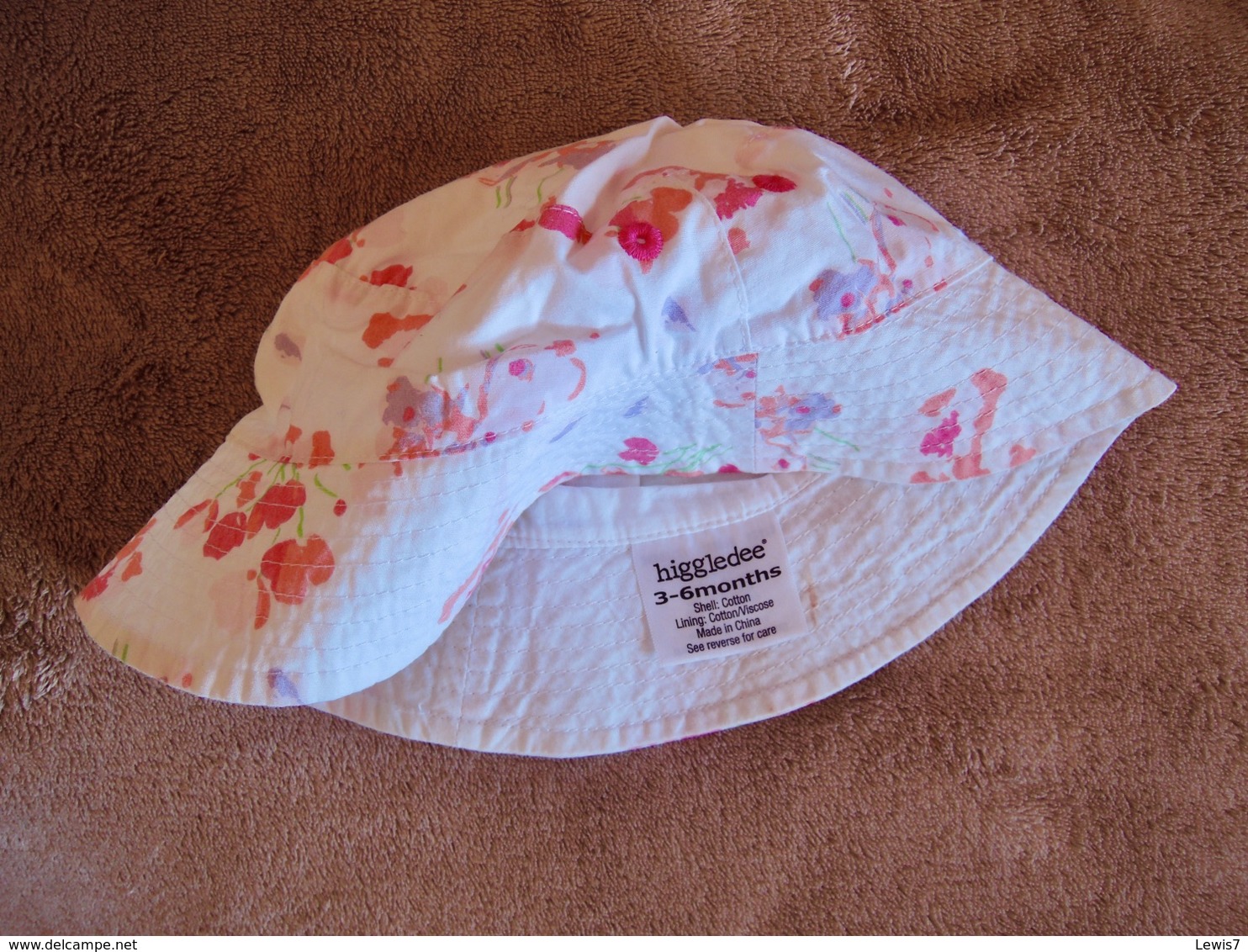 Bonnet Pour Bébé / BABY CAP "HIGGLEDEE" - Other & Unclassified