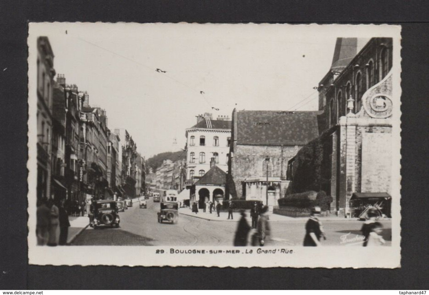 CPSM Pf. 62 . BOULOGNE-sur-MER .La Grande Rue . Voiture . - Boulogne Sur Mer