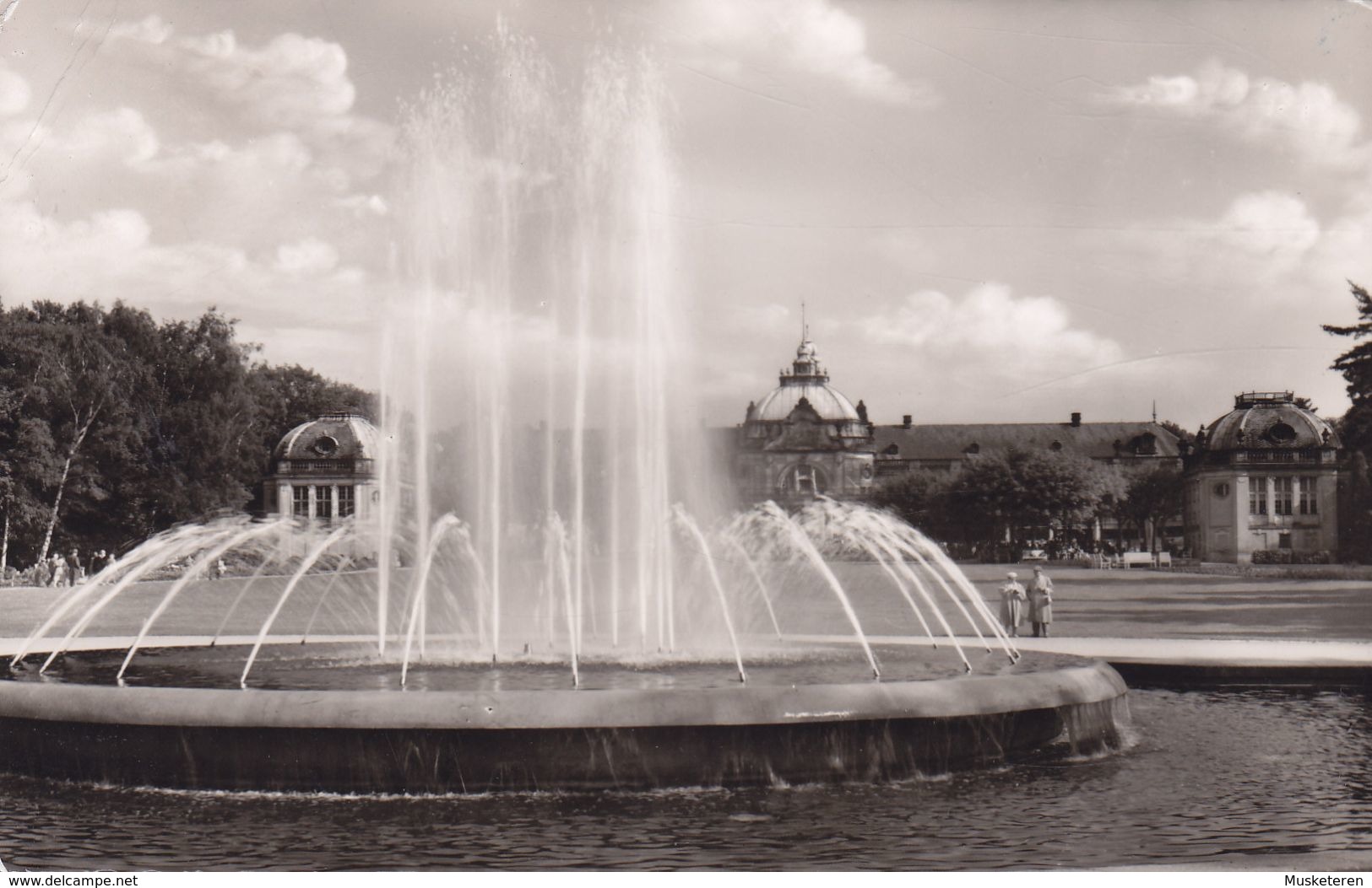 Germany PPC Bad Oeynhausen. Leuchtfontäne Fontane Fountain BAD OEYNHAUSEN 1957 Echte Real Photo Véritable (2 Scans) - Bad Oeynhausen