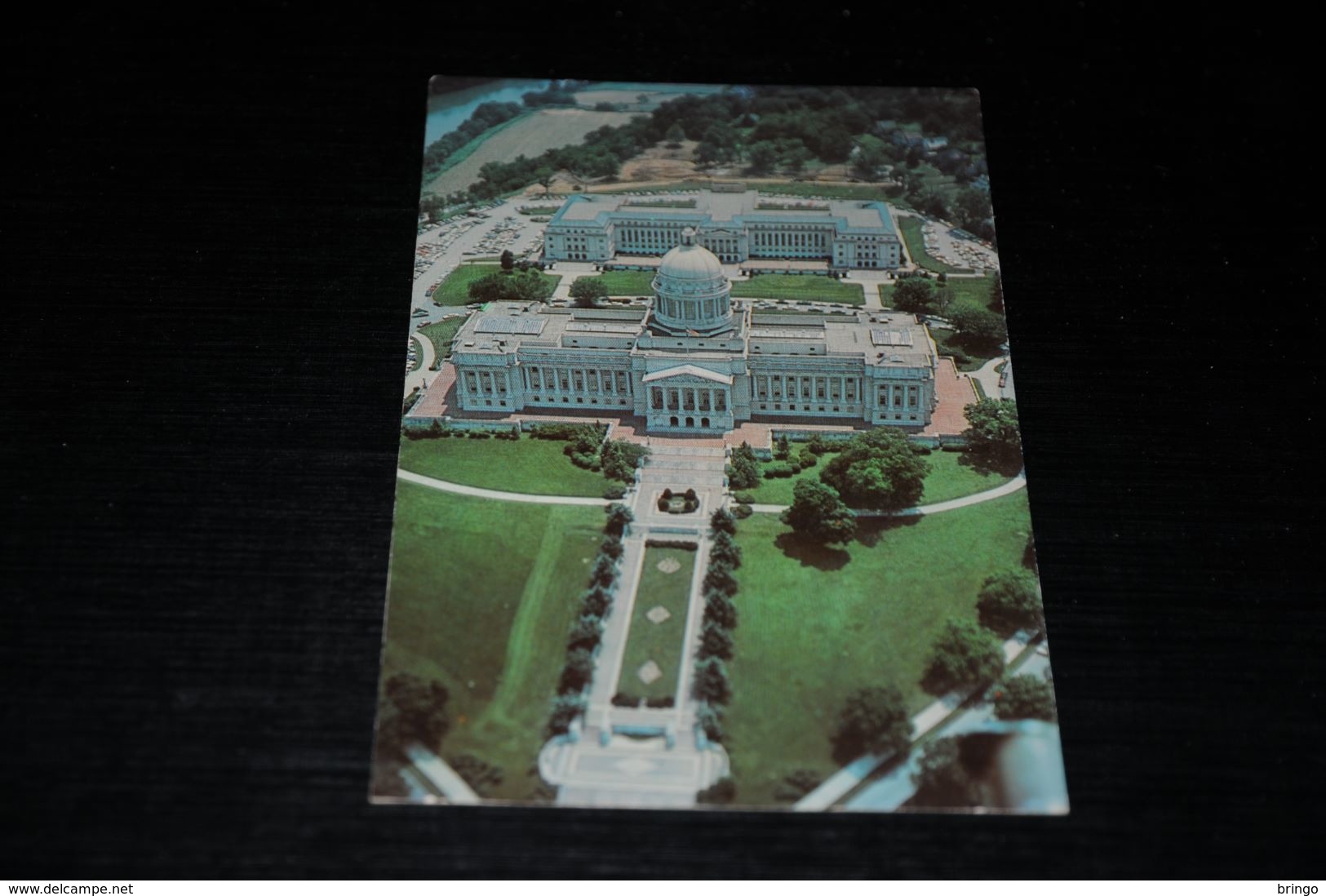 16062-          KENTUCKY, FRANKFORT, AERIAL OF STATE CAPITOL AND ANNEX - Frankfort