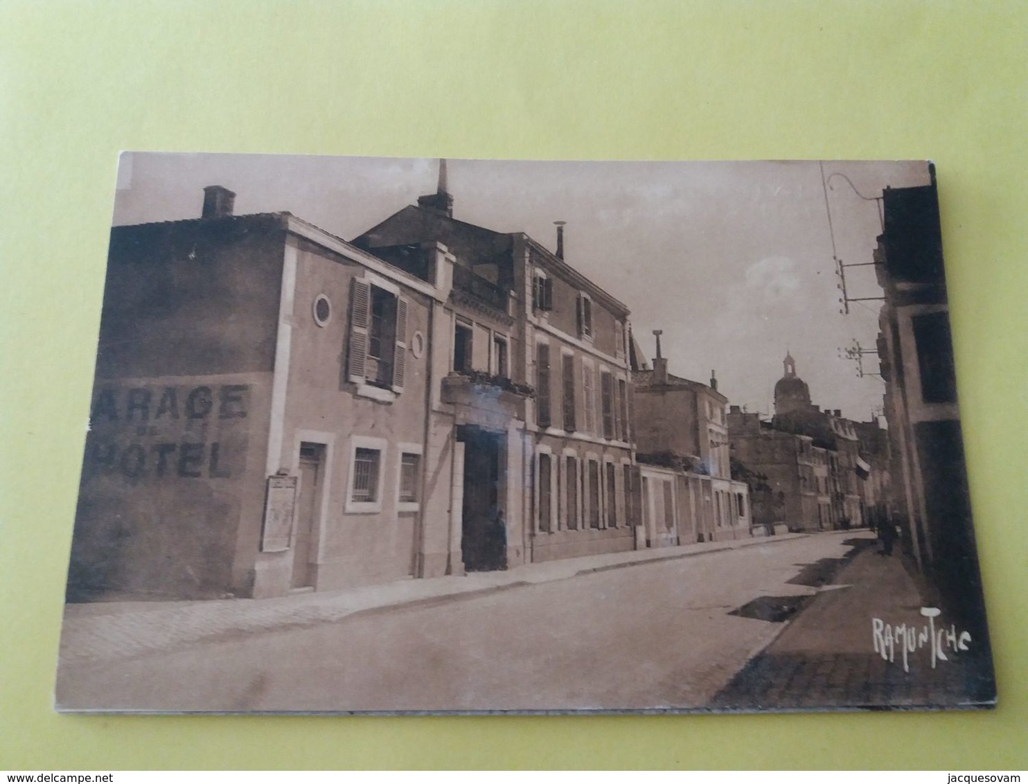 CPA 17-   LA ROCHELLE - 14651-  TRIANON HOTEL PRES DE LA PLAGE  (parc-salons-garage) - La Rochelle