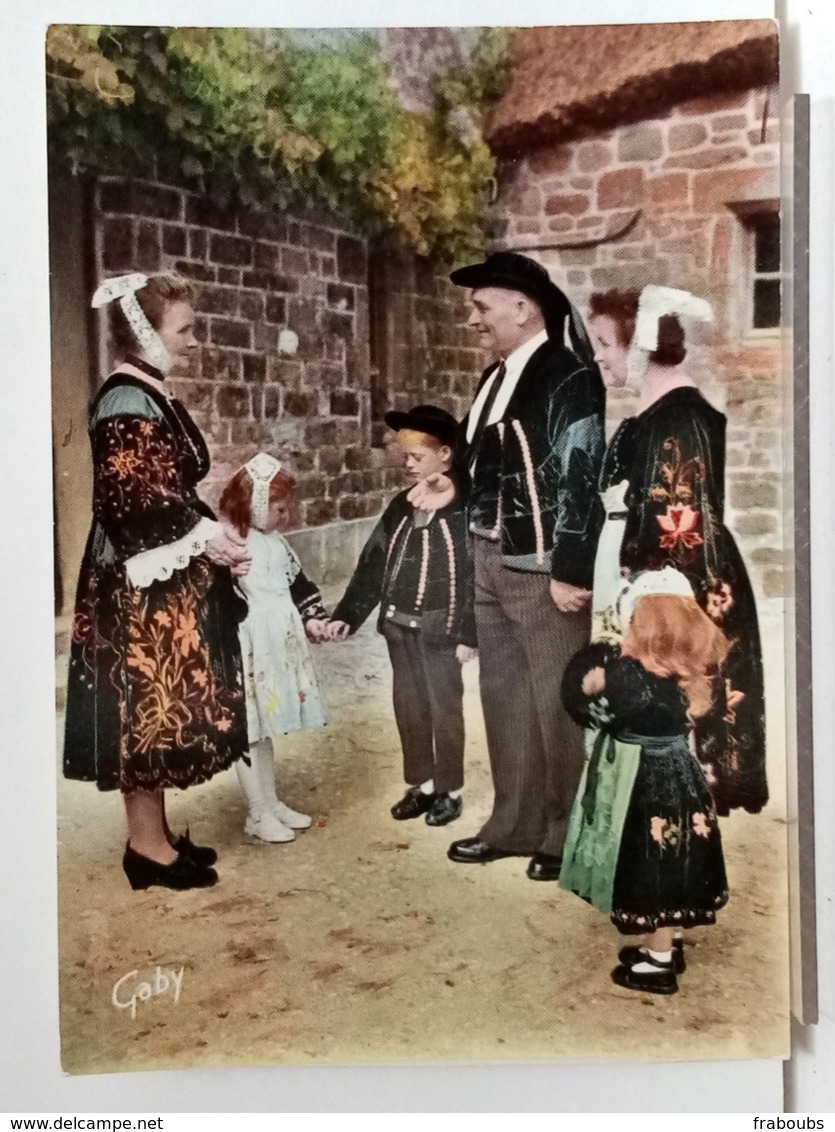 56 - FOLKLORE DE FRANCE - ENVIRONS DE KERNASCLEDEN, GUEMENE SUR SCORFF, LIGNOL, BIUBRY, INGUINIEL - RECEPTION AU VILLAGE - Guemene Sur Scorff