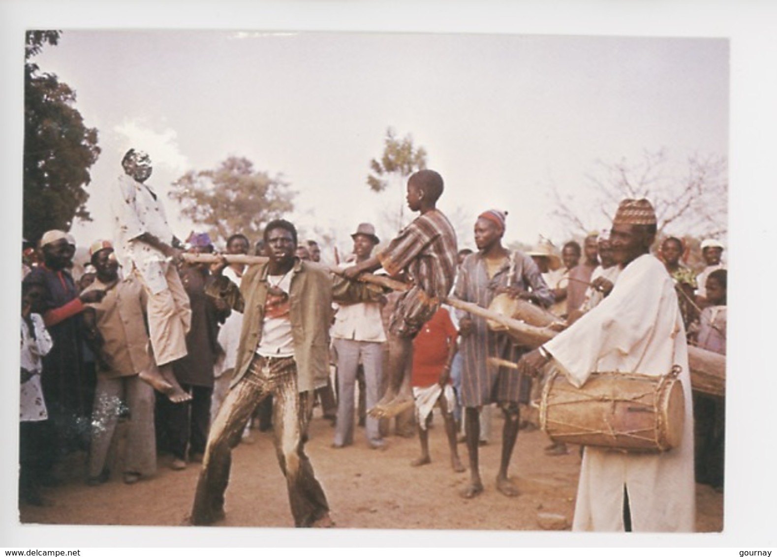 Afrique : Burkina Faso, Danse Traditionnelle (les Dents Rient Les Yeux Pleurent) Cp Vierge - Burkina Faso