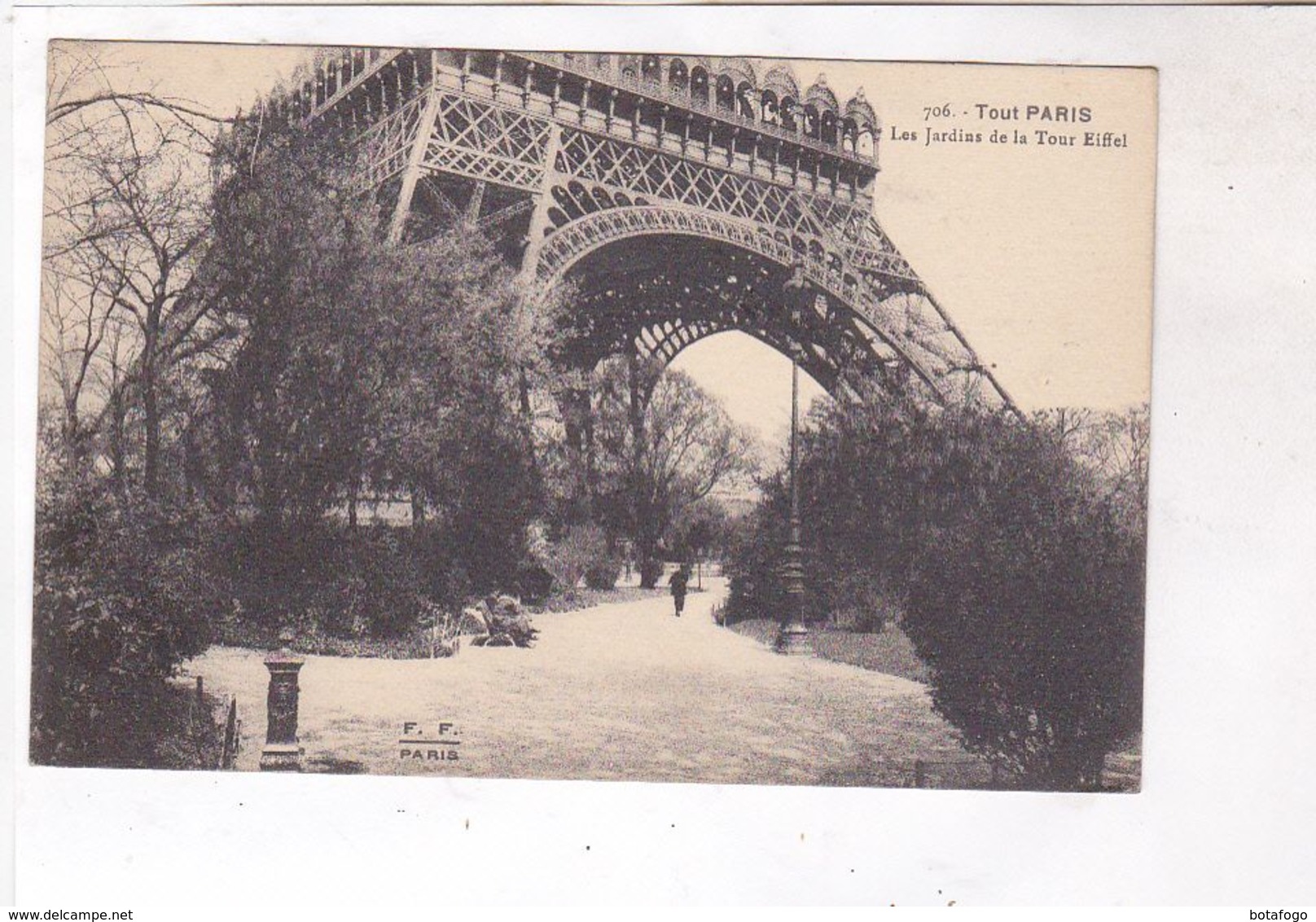 CPA DPT  75 PARIS LES JARDINS DE LA TOUR EIFFEL - Tour Eiffel