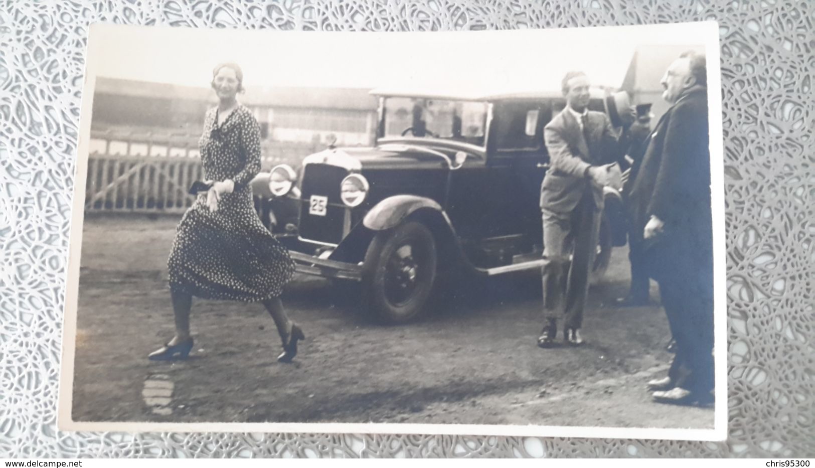 2 EME CARTE PHOTO - EVERE -  AERODROME - REINE ASTRID  ROI BAUDOIN - FAMILLE ROYALE - AUTOMOBILE - VOITURE - BELGIQUE - Evere