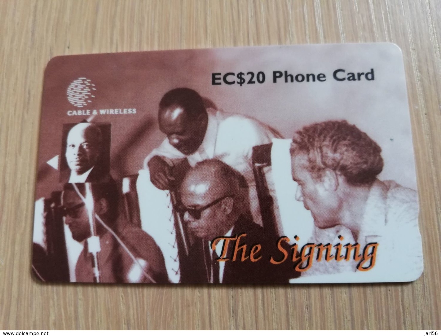 ST LUCIA    $ 20   CABLE & WIRELESS  STL-254B  254CSLB     THE SIGNING   Fine Used Card ** 2449** - St. Lucia