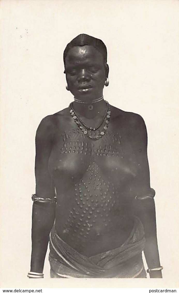 Burkina Faso - Femme Mossi Aux Seins Nus - Tatouage  Sacrification Mossi - Ed.G. Lerat 44. - Burkina Faso