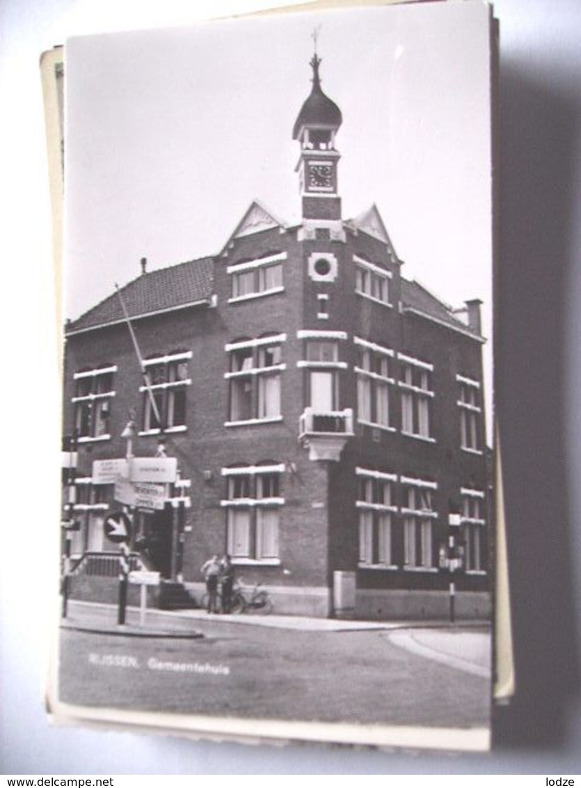 Nederland Holland Pays Bas Rijssen Met Gemeentehuis En ANWB Bord - Rijssen