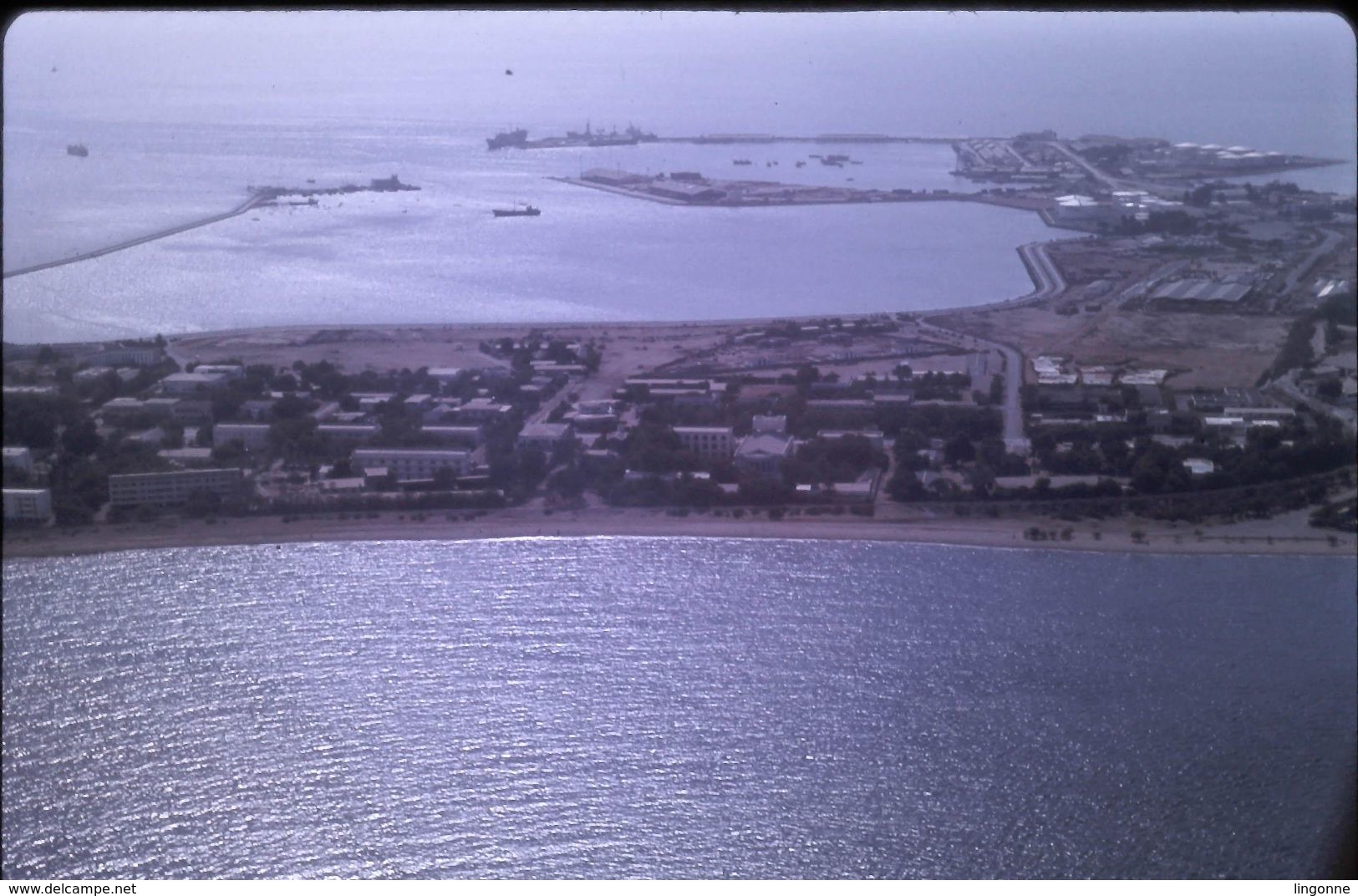 DIAPOSITIVE JUIN 1979 DJIBOUTI Vue D'avion - Agfachrome - Diapositivas