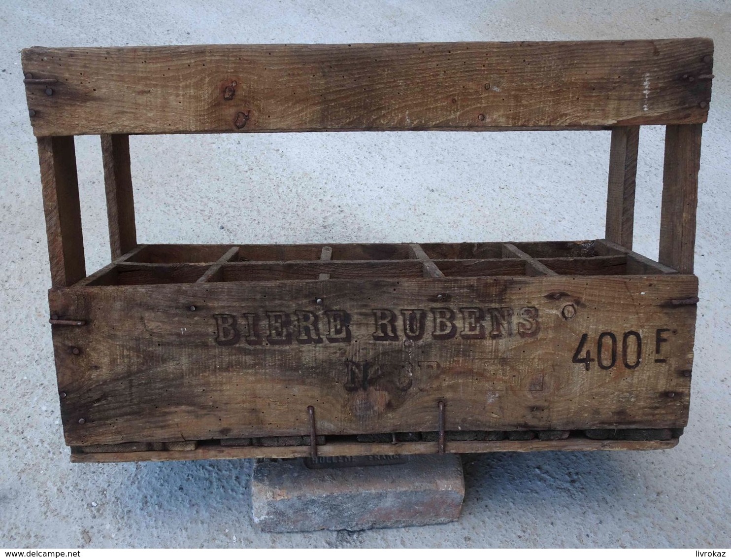 Casier à Bouteilles En Bois Des Bières Rubens à Nice - 10 Bouteilles Consigne 400 F - OBJET RARE Datant Des Années 1960 - Autres & Non Classés