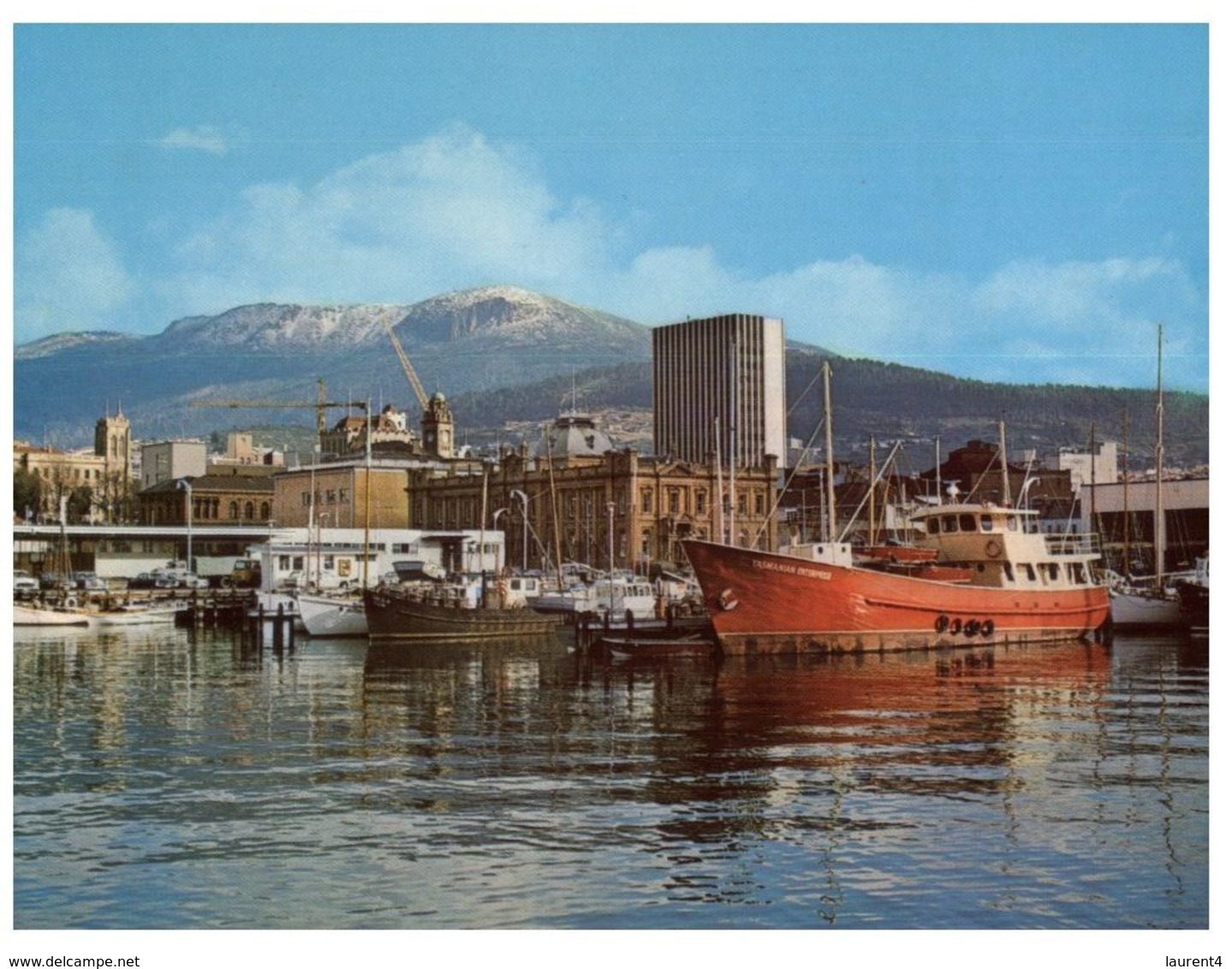 (A 9) Australia - TAS - Hobart Victoria Dock With Ship - Port Arthur