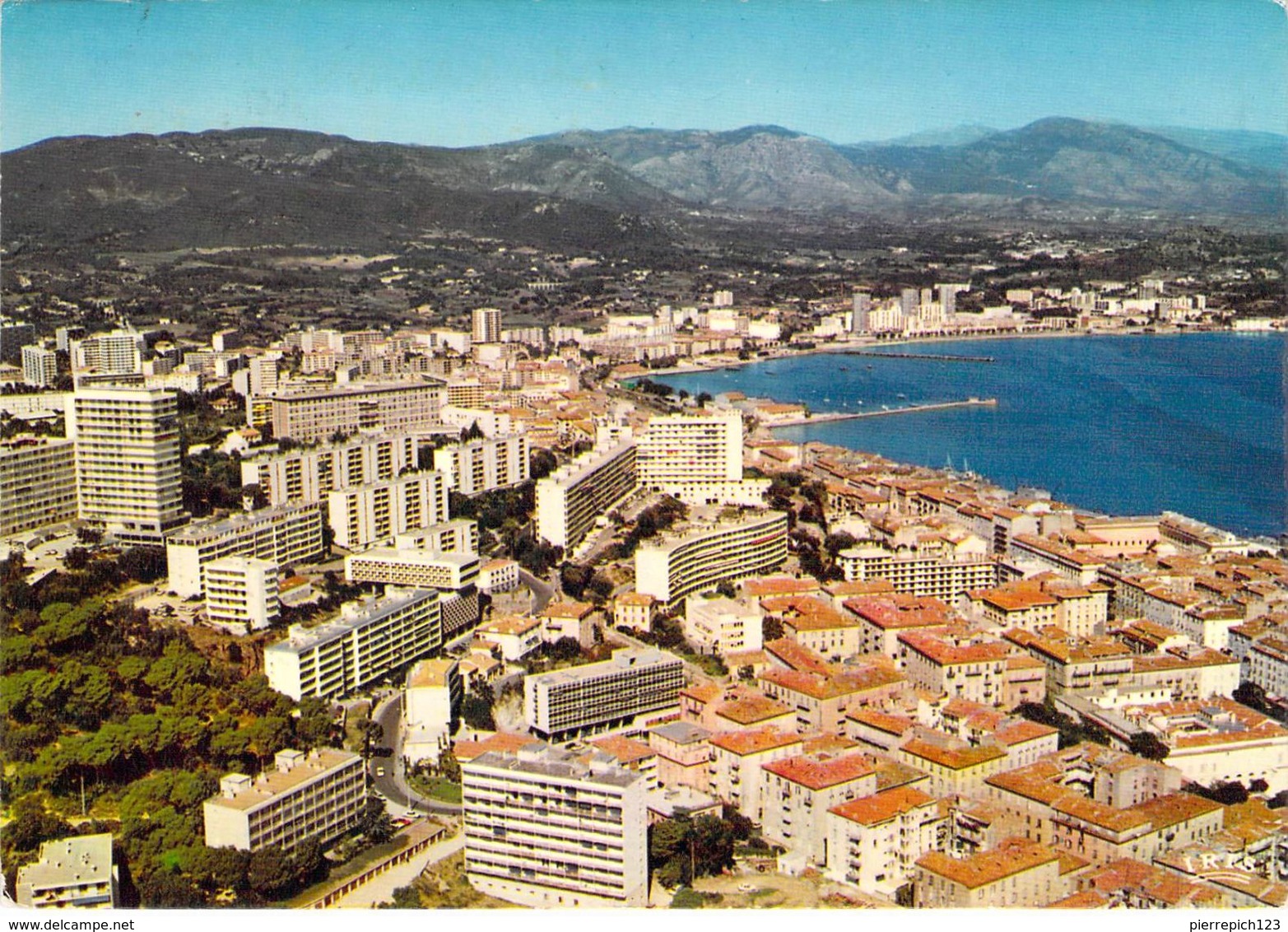 20 - 2A - Ajaccio - Les Nouveaux Quartiers De La Haute Ville : Belvédère - Oliveto - Parc Cuneo - Ajaccio