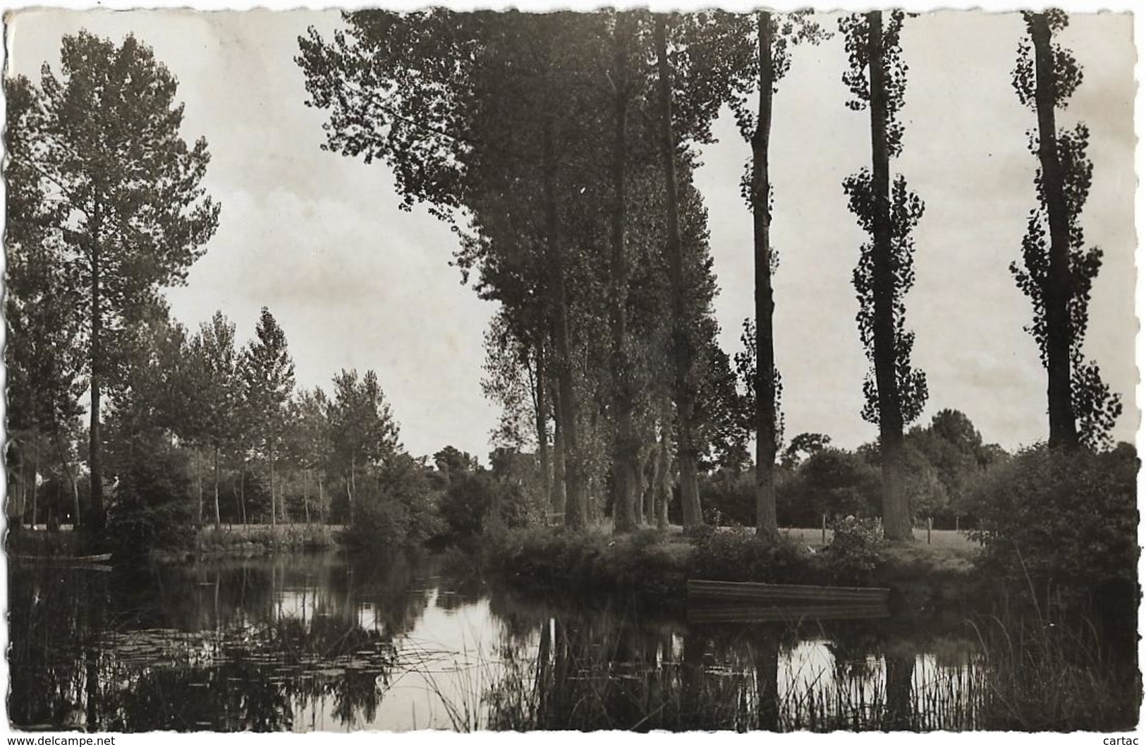 D35 - CHATEAUBOURG - LA VILAINE A CHÂTEAUBOURG - CPSM Dentelée Petit Format En Noir Et Blanc - Andere & Zonder Classificatie