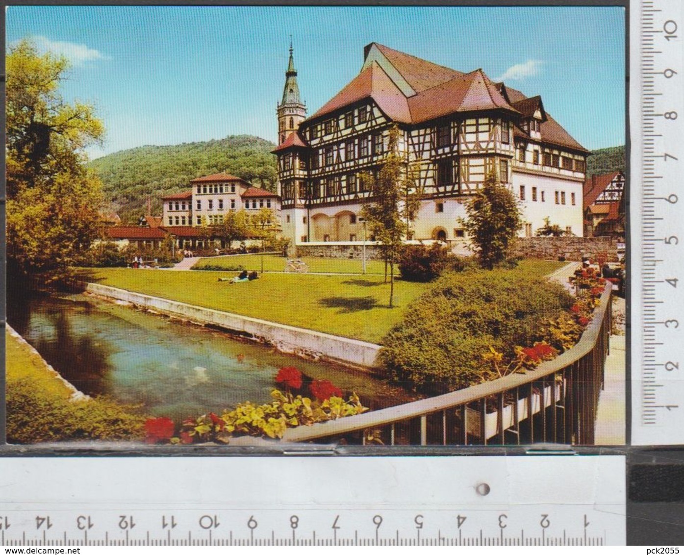 Bad Urach Partie Beim Schloß  Ungelaufen ( AK 882 )  Günstige Versandkosten - Bad Urach