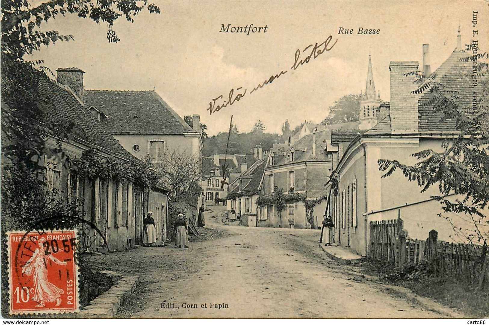 Montfort * Rue Basse * Hôtel * Un Coin Du Village - Montfort Le Gesnois