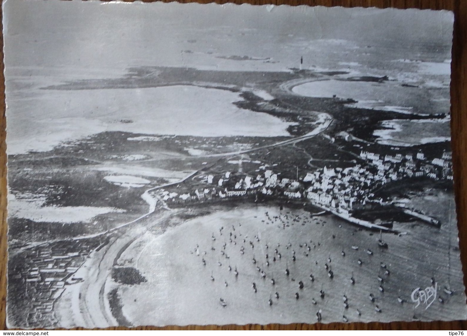 29 Finistère CPSM  Ile De Sein Vue Panoramique Prise D'avion Cachet Hotel De France Audierne  1953 - Ile De Sein