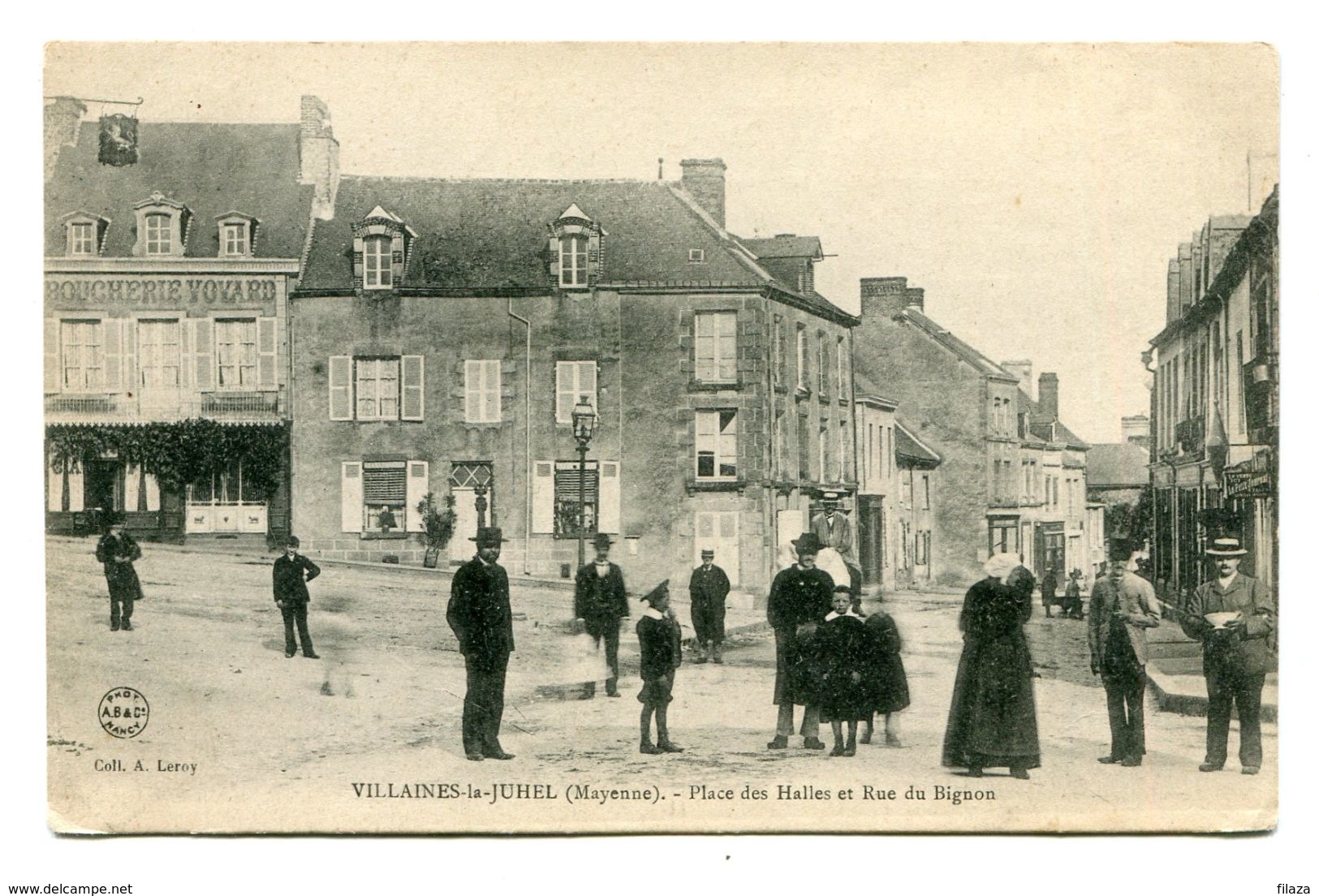 53 - Mayenne  - Villaines La Juhel Place Des Halles Et Rue Du Bignon (N0676) - Villaines La Juhel