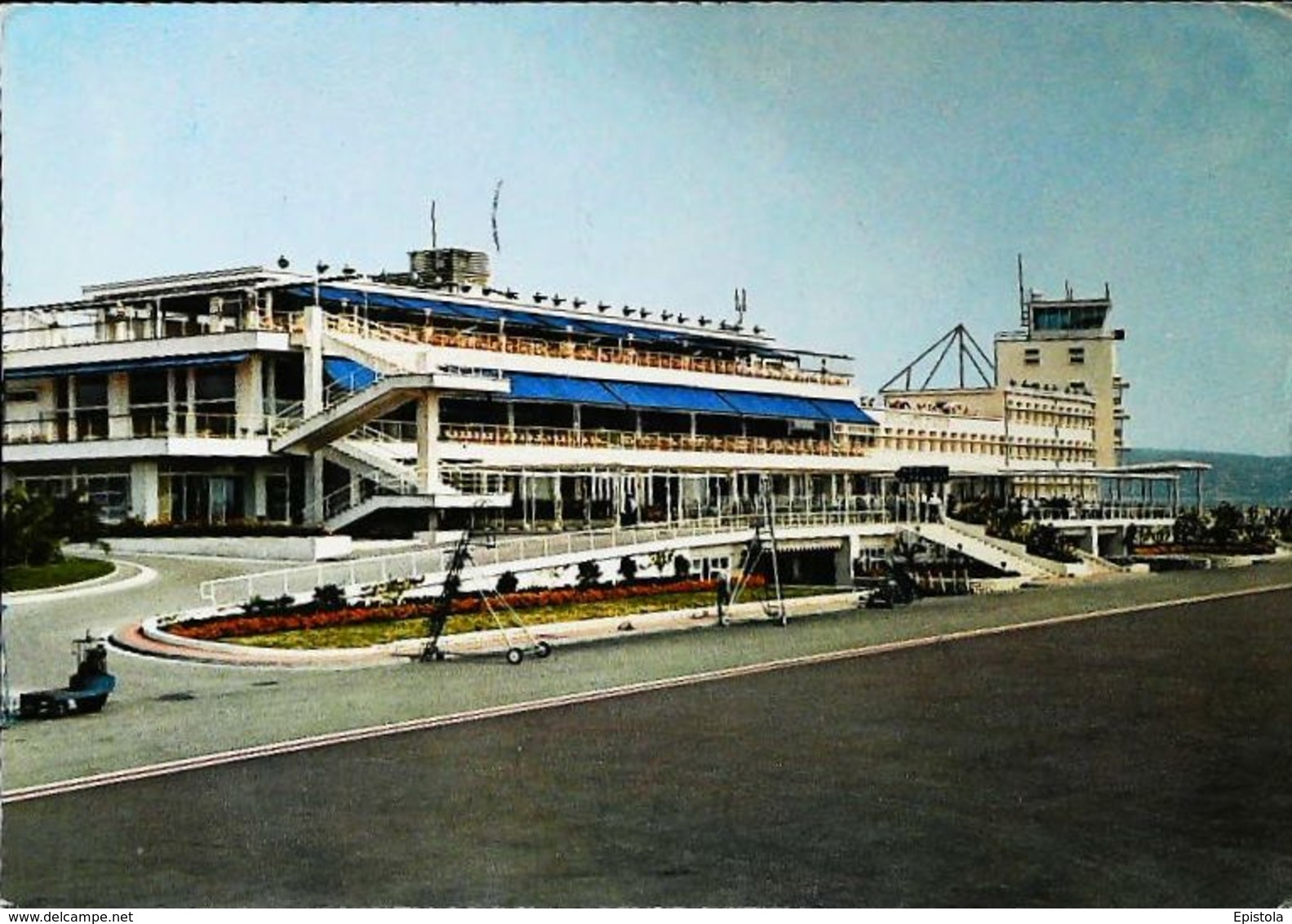 NICE COTE D'AZUR - Vue Prise De La Piste - 1965   - Aerodrome / Airport (Avion Aircraft Flugzeug) - Luchtvaart - Luchthaven