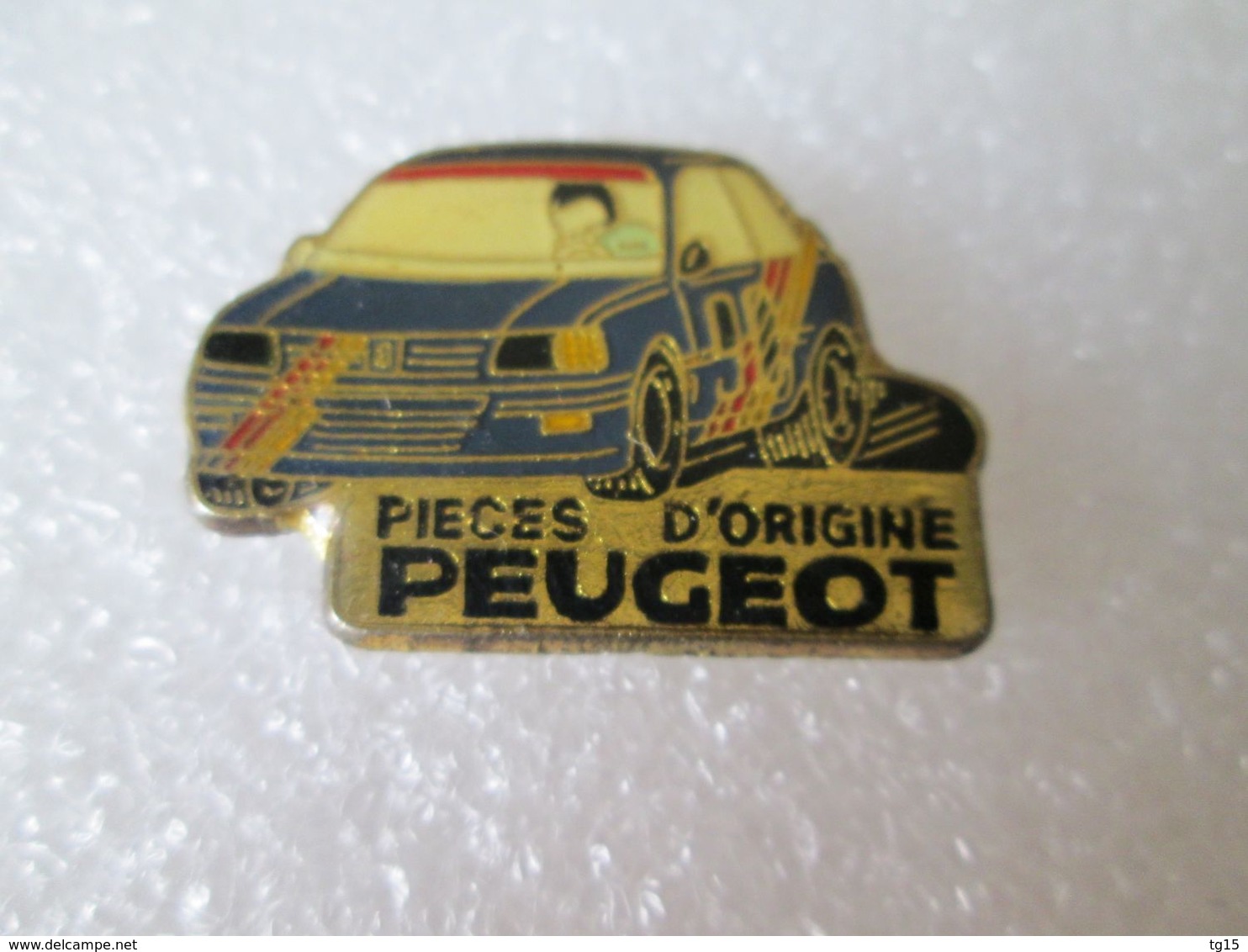 PIN'S     PEUGEOT  309  GTI 16 - Peugeot