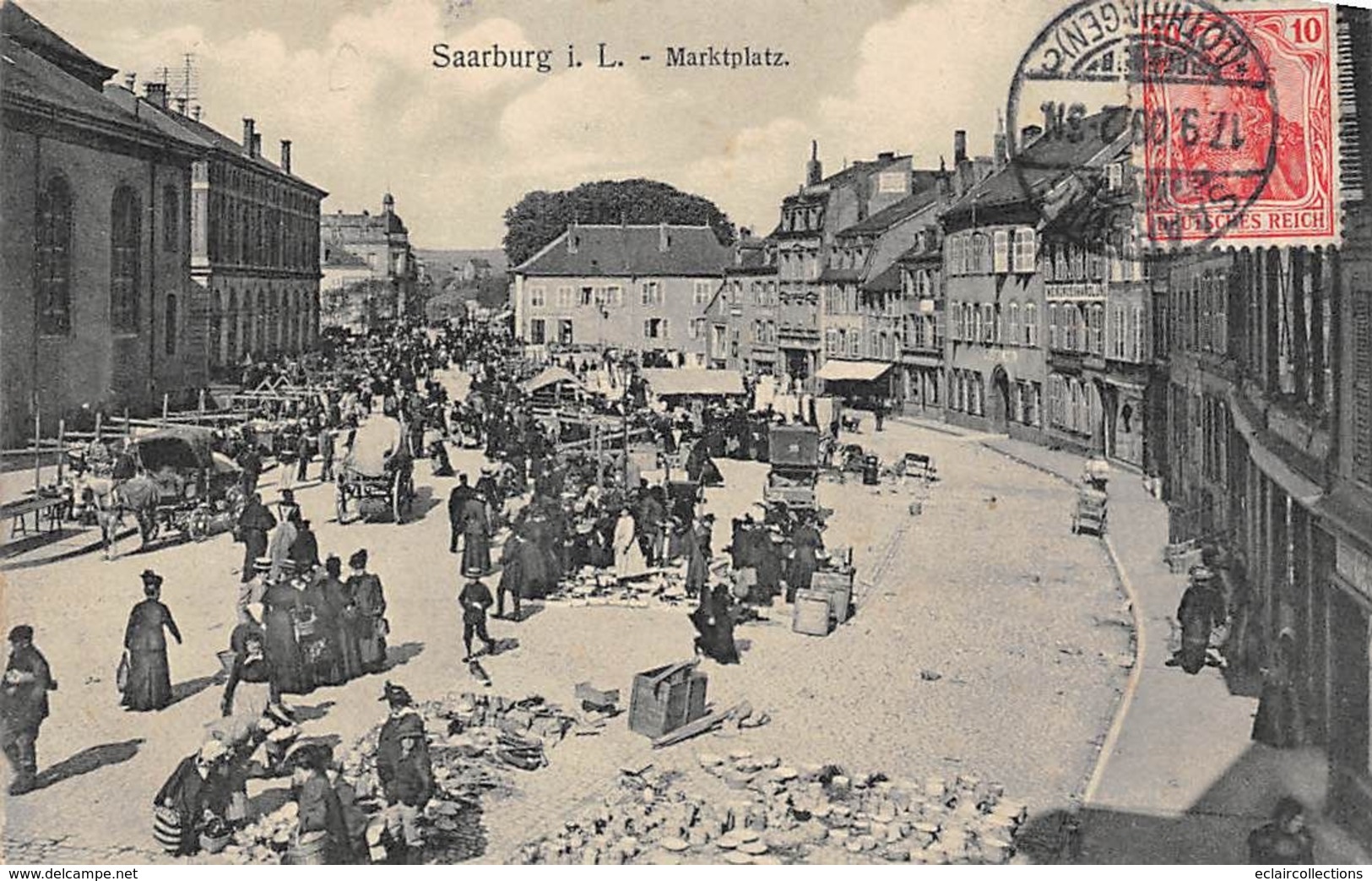 Saarburg     .   67         Le Marché       (voir Scan) - Sarrebourg