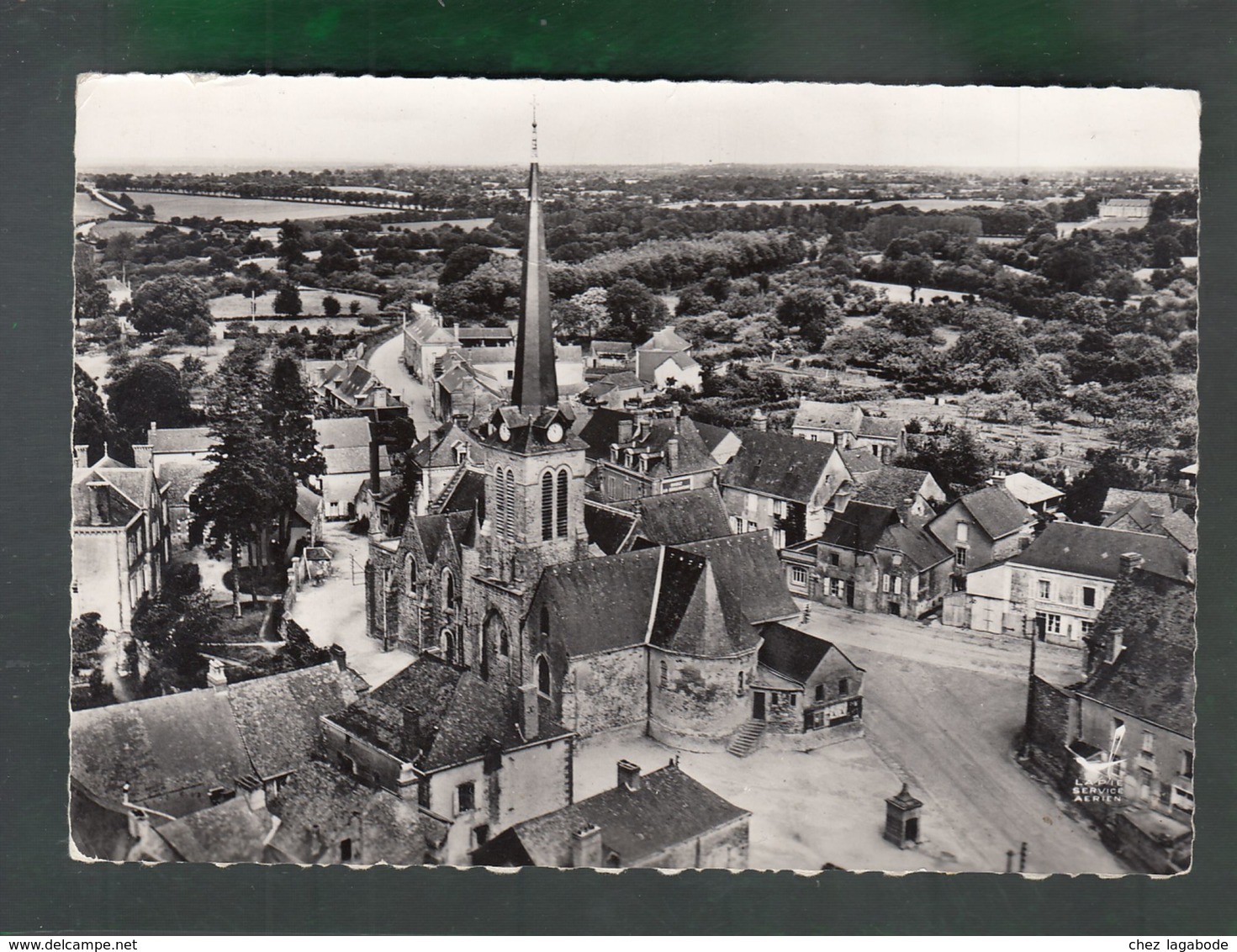 CP (53) En Avion Au Dessus De ...  Argentré - Eglise - Argentre