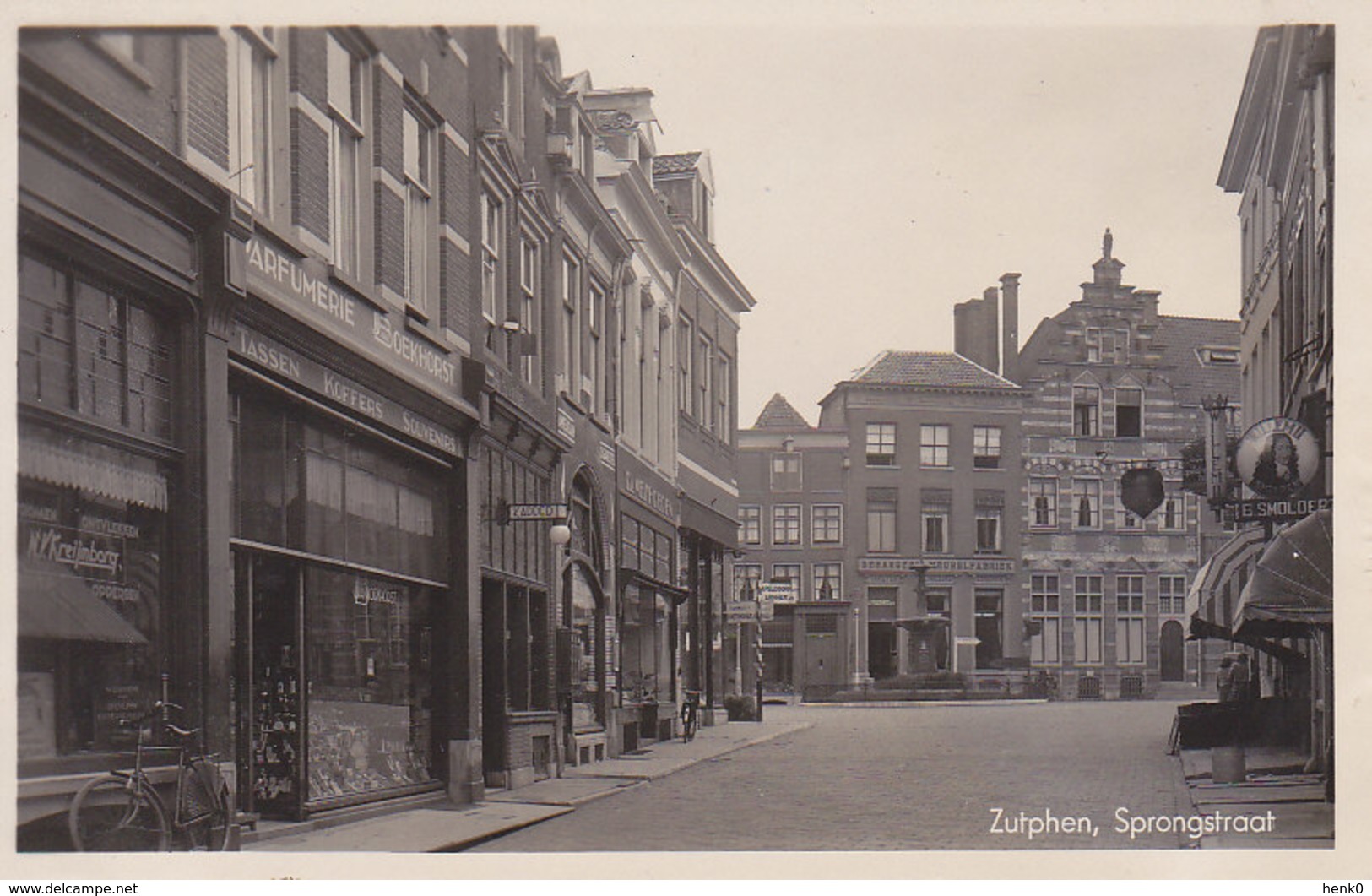 Zutphen Sprongstraat Parfumerie Van Boekhorst S933 - Zutphen