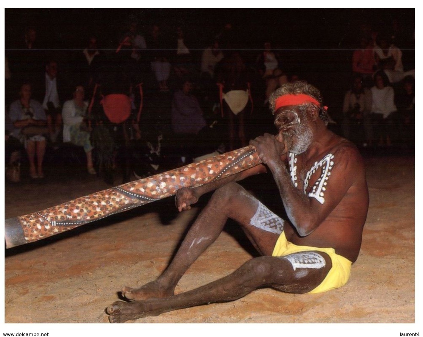 (A 16) Australia - Traditional Didgerido Playing At Corroboree - Aborigines