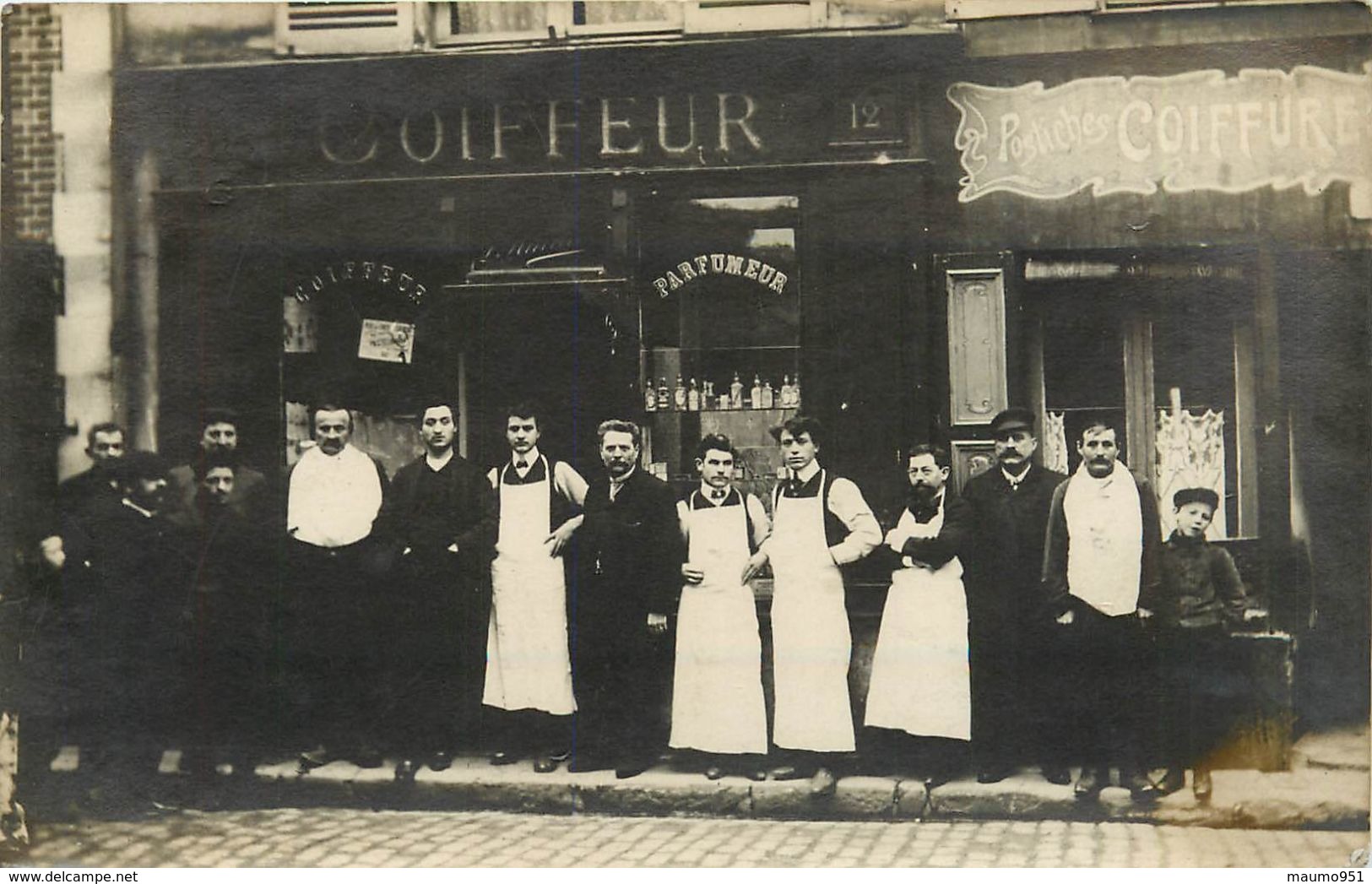 CARTE PHOTO A IDENTIFIER - ETABLISSEMENTS SALON DE COIFFURE - Te Identificeren